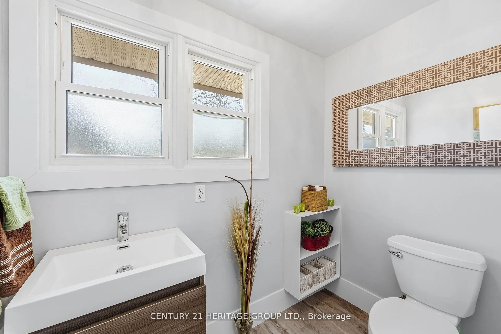 Photo 29 of Unit 40, 24 Purple Sageway, North York, Hillcrest Village — HOMEH