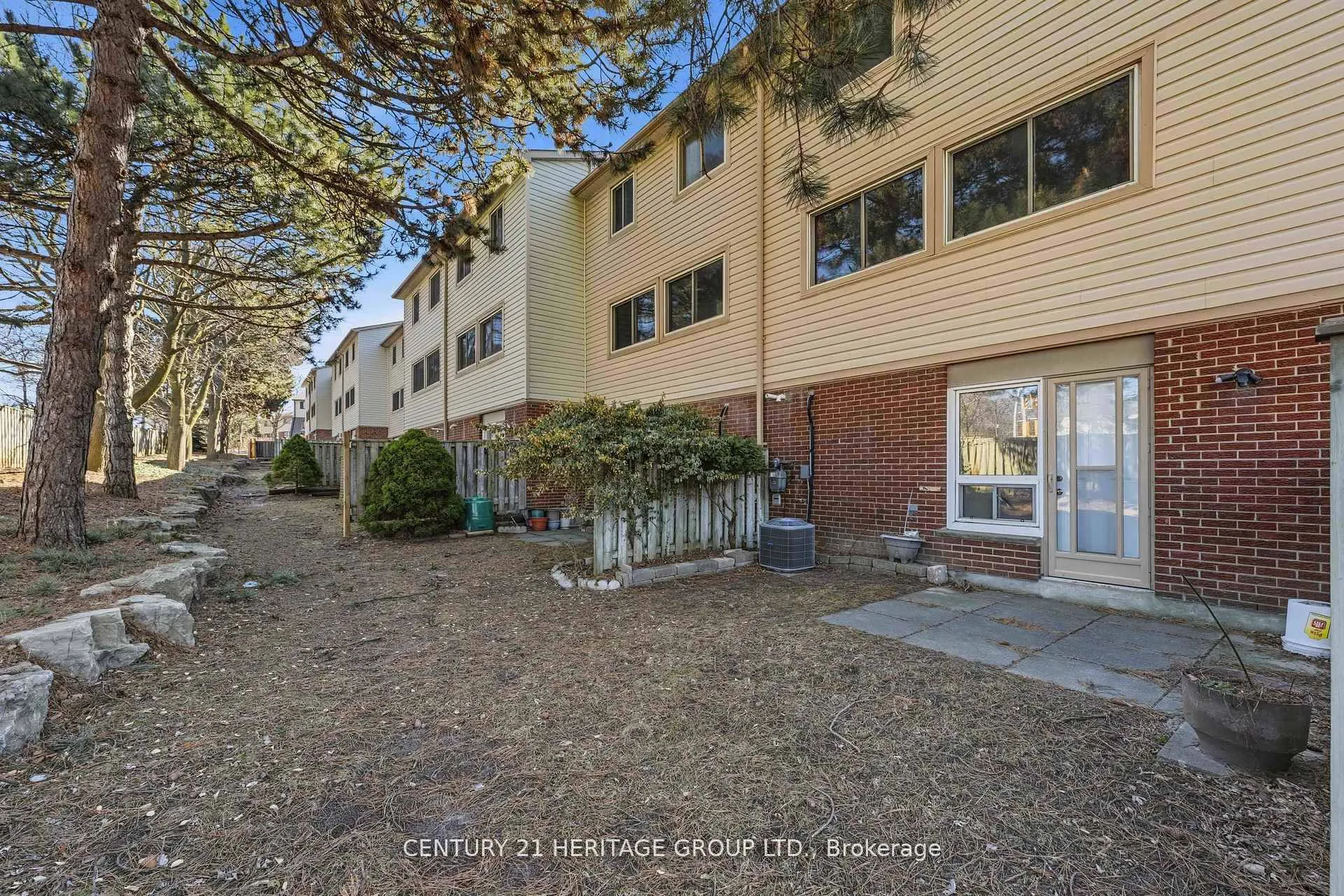 Photo 41 of Unit 40, 24 Purple Sageway, North York, Hillcrest Village — HOMEH