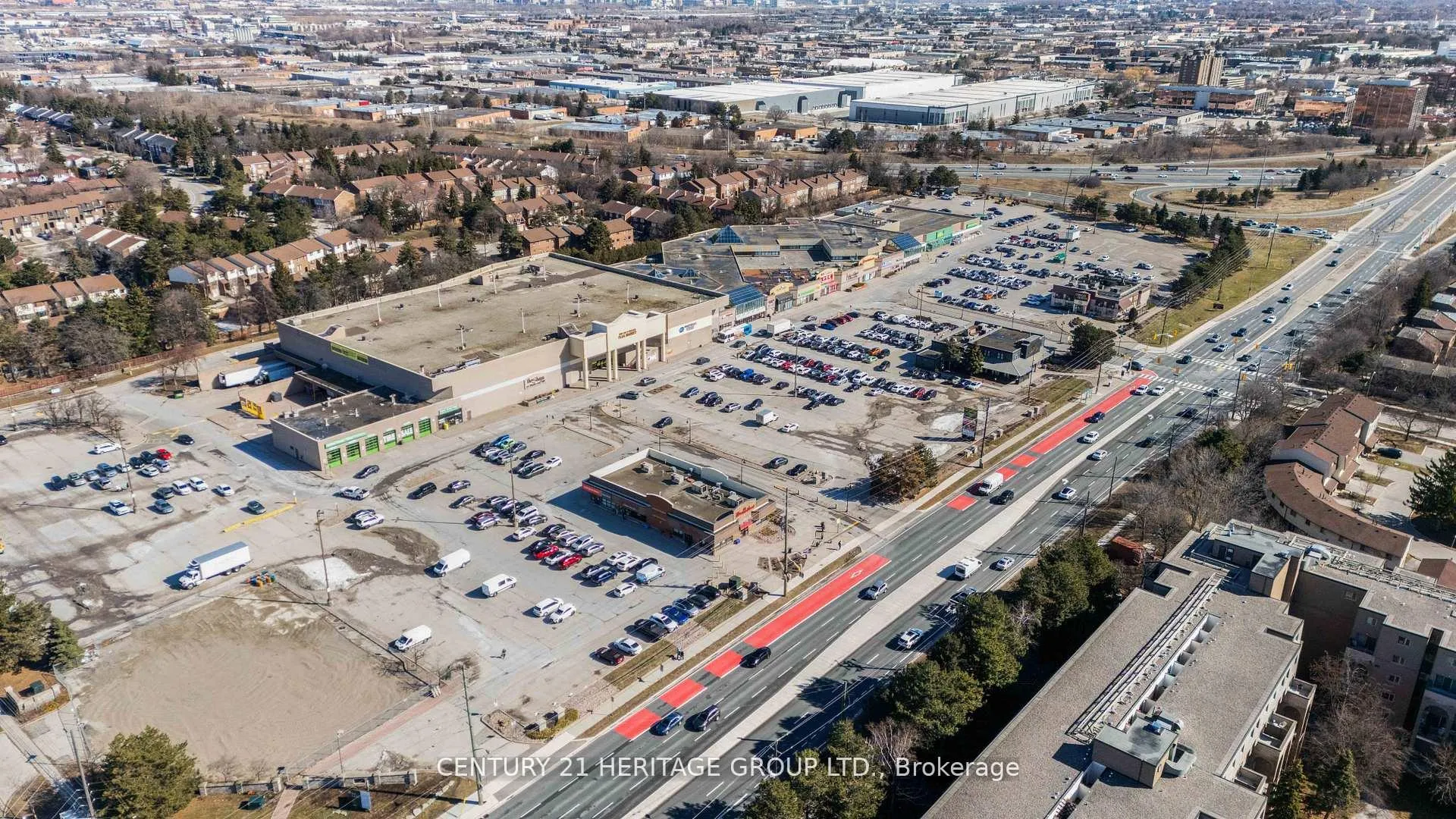 Photo 46 of Unit 40, 24 Purple Sageway, North York, Hillcrest Village — HOMEH