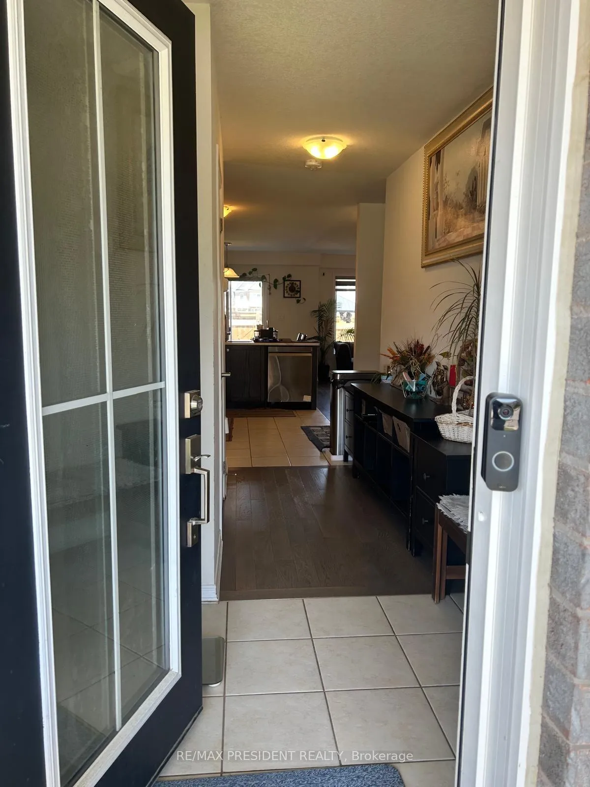 Photo 4 of 324 Pumpkin Pass, Hamilton, Binbrook — HOMEH