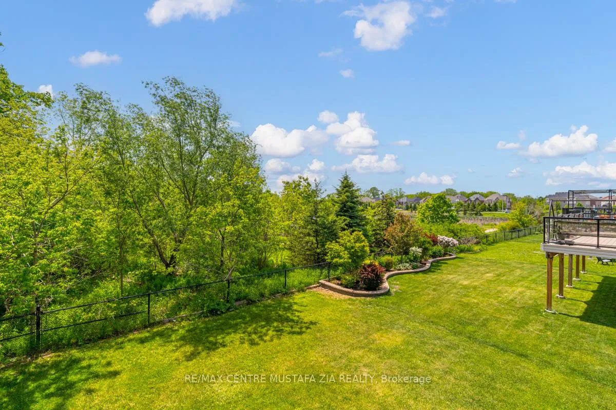 Photo 22 of 188 Elbern Markell Drive, Brampton, Credit Valley — HOMEH