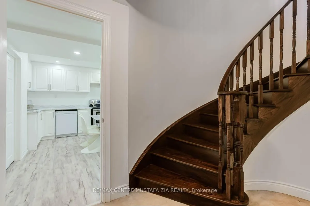 Photo 35 of 188 Elbern Markell Drive, Brampton, Credit Valley — HOMEH