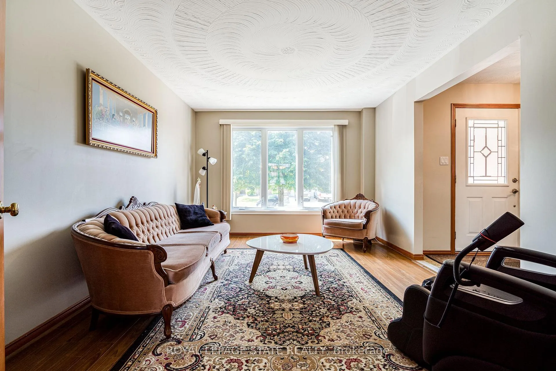 Photo 3 of 50 Shadeland Crescent, Hamilton, Stoney Creek — HOMEH
