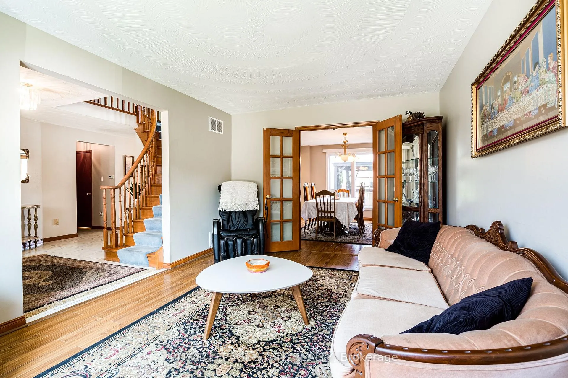 Photo 4 of 50 Shadeland Crescent, Hamilton, Stoney Creek — HOMEH