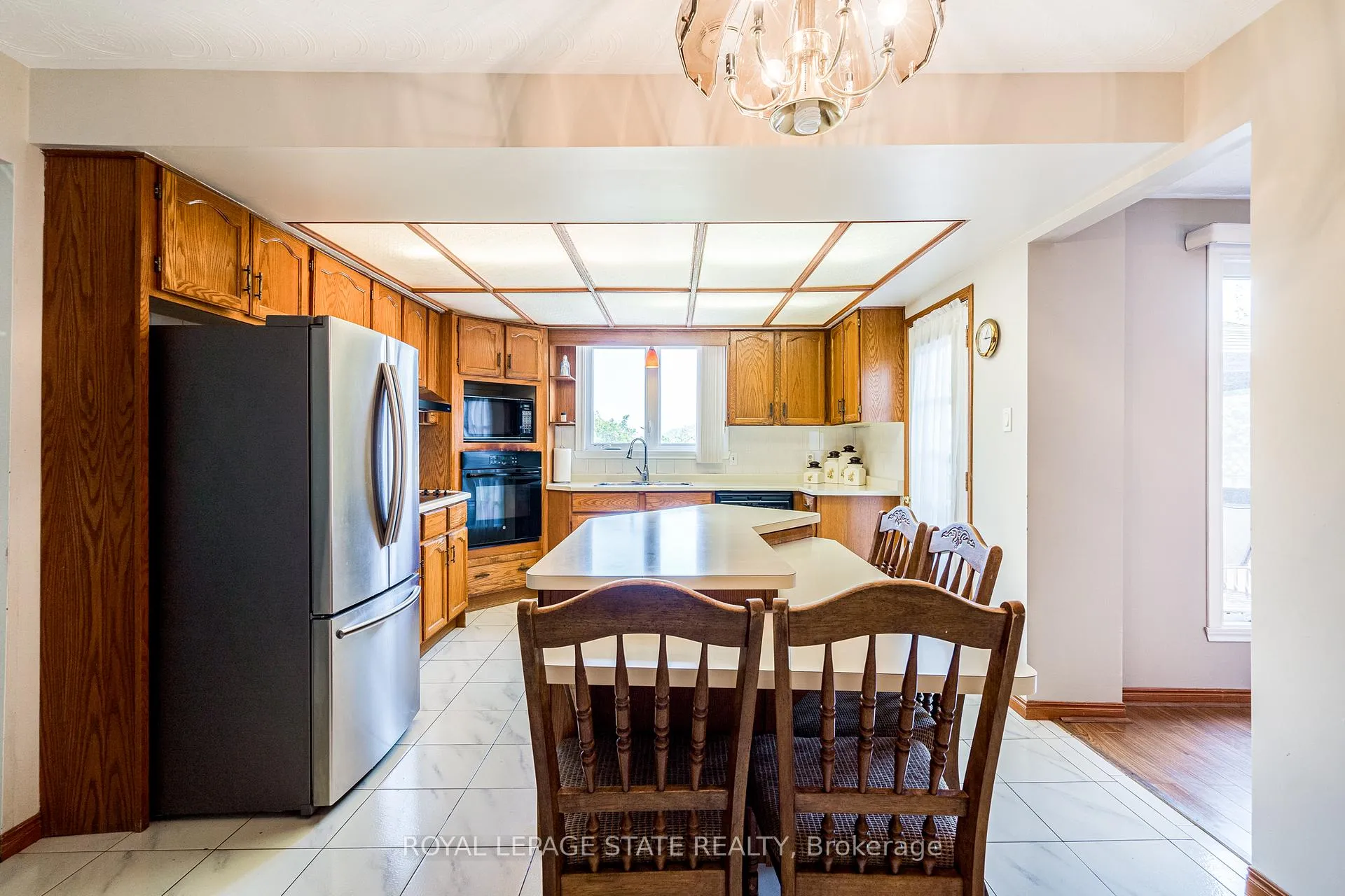 Photo 10 of 50 Shadeland Crescent, Hamilton, Stoney Creek — HOMEH