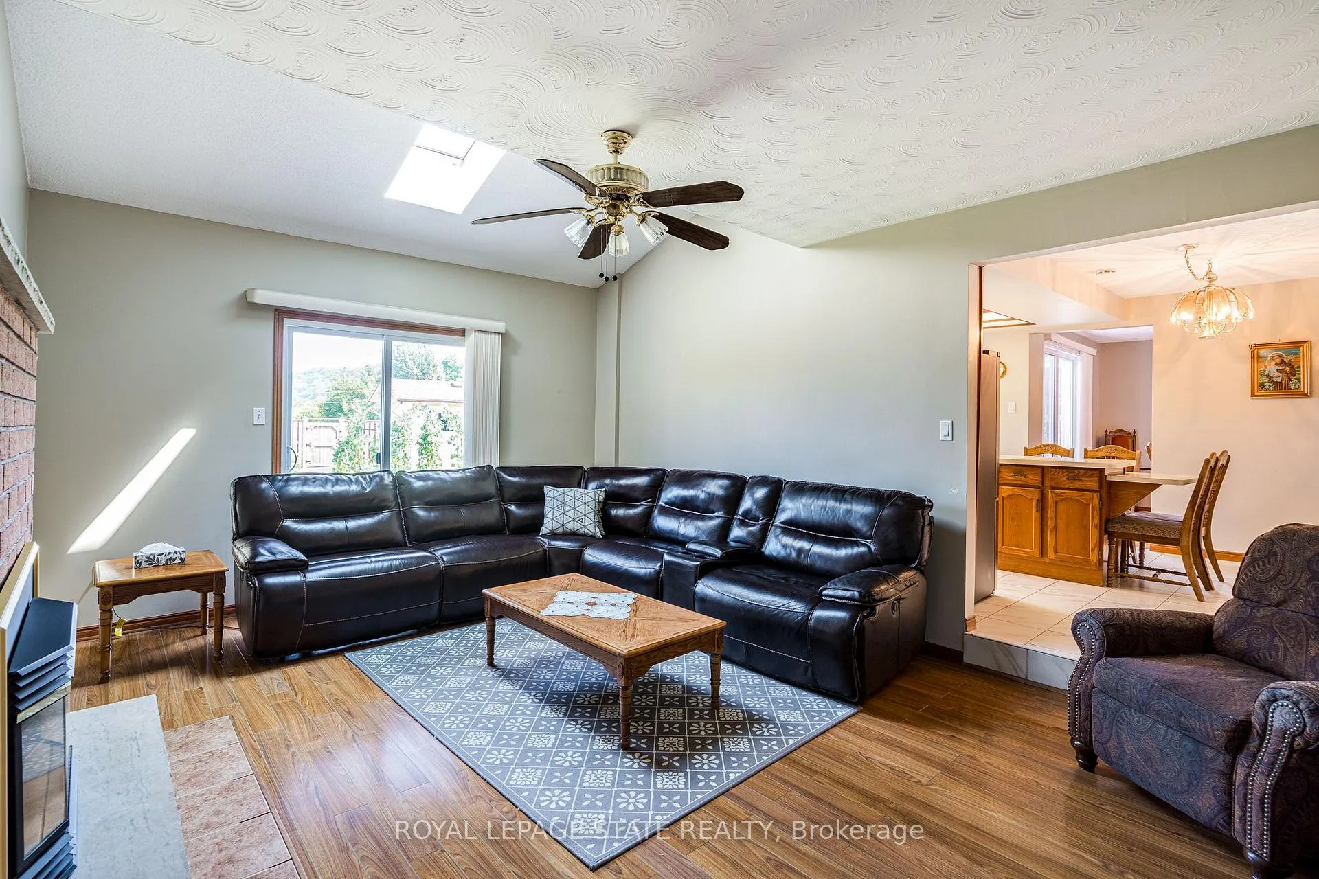 Photo 14 of 50 Shadeland Crescent, Hamilton, Stoney Creek — HOMEH