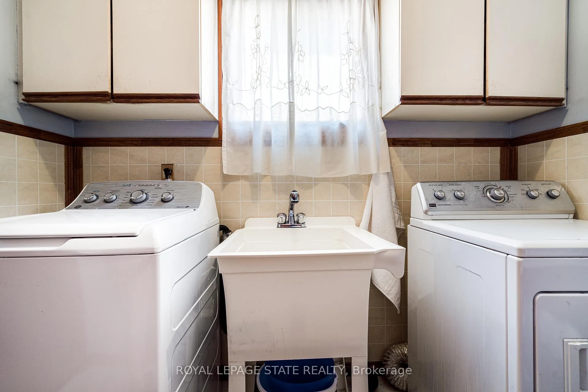 Photo 16 of 50 Shadeland Crescent, Hamilton, Stoney Creek — HOMEH