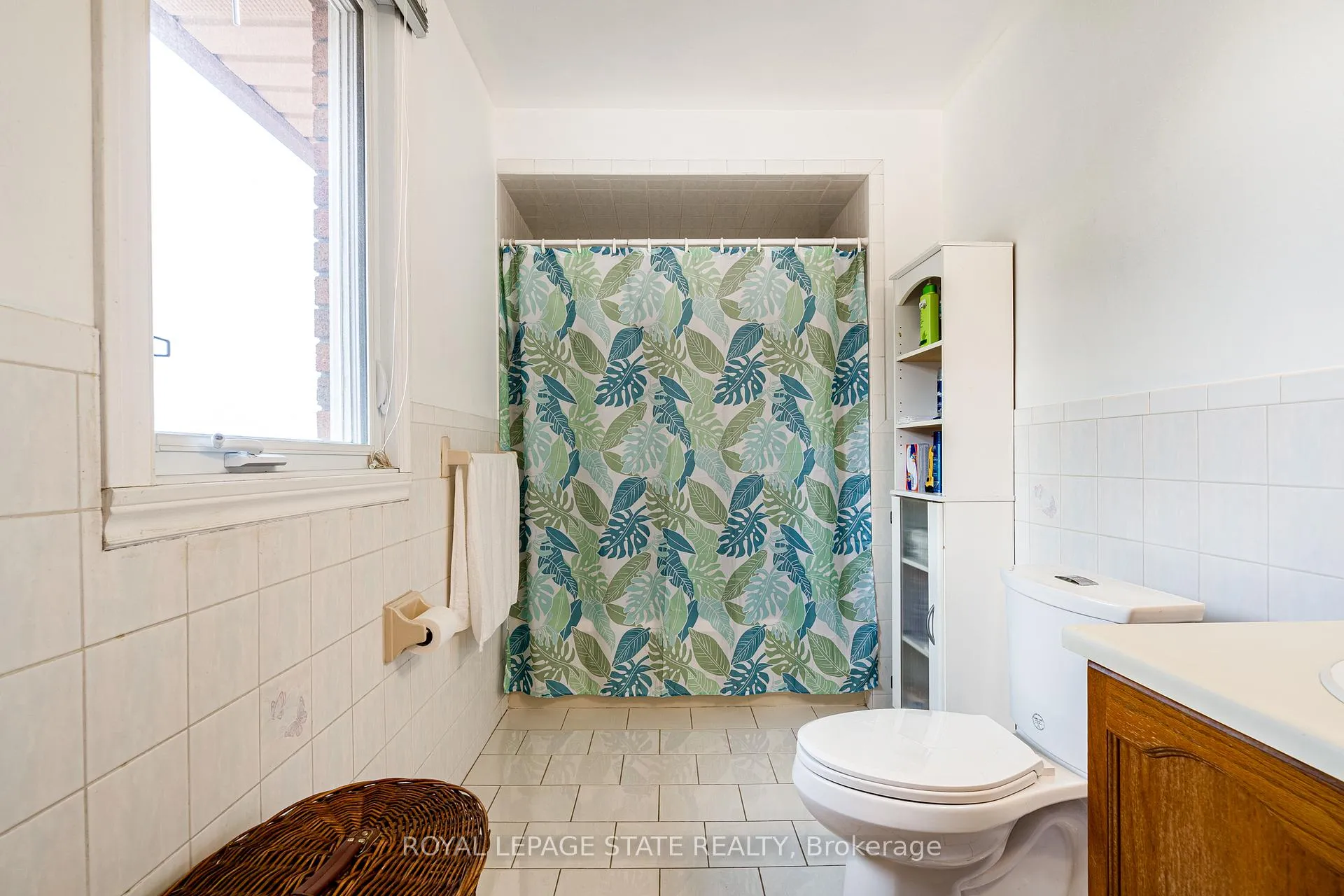 Photo 19 of 50 Shadeland Crescent, Hamilton, Stoney Creek — HOMEH