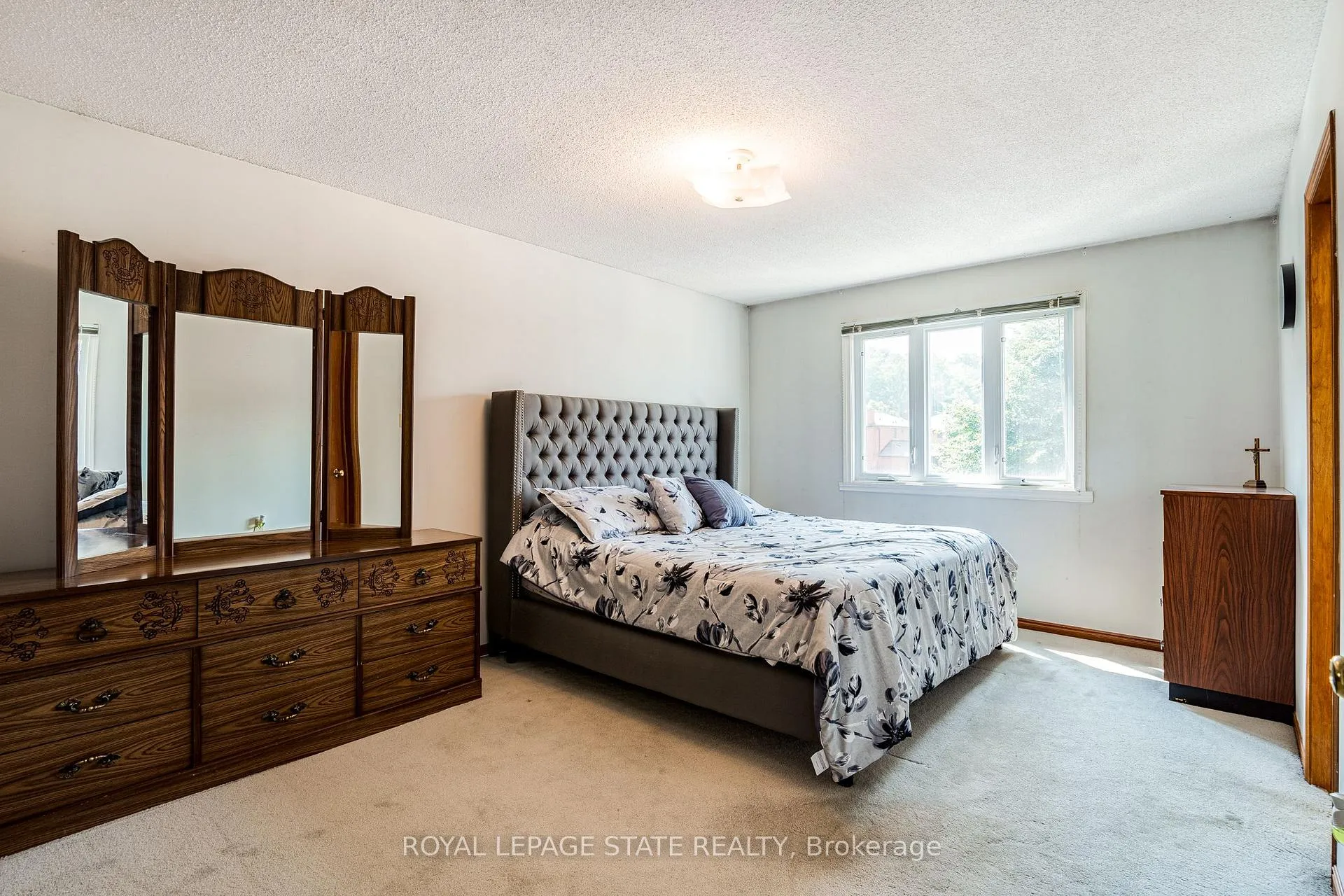 Photo 22 of 50 Shadeland Crescent, Hamilton, Stoney Creek — HOMEH