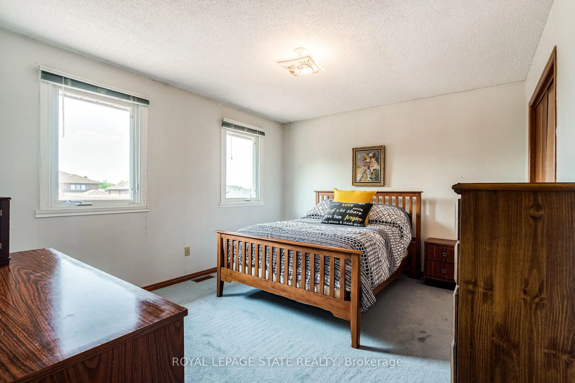 Photo 24 of 50 Shadeland Crescent, Hamilton, Stoney Creek — HOMEH