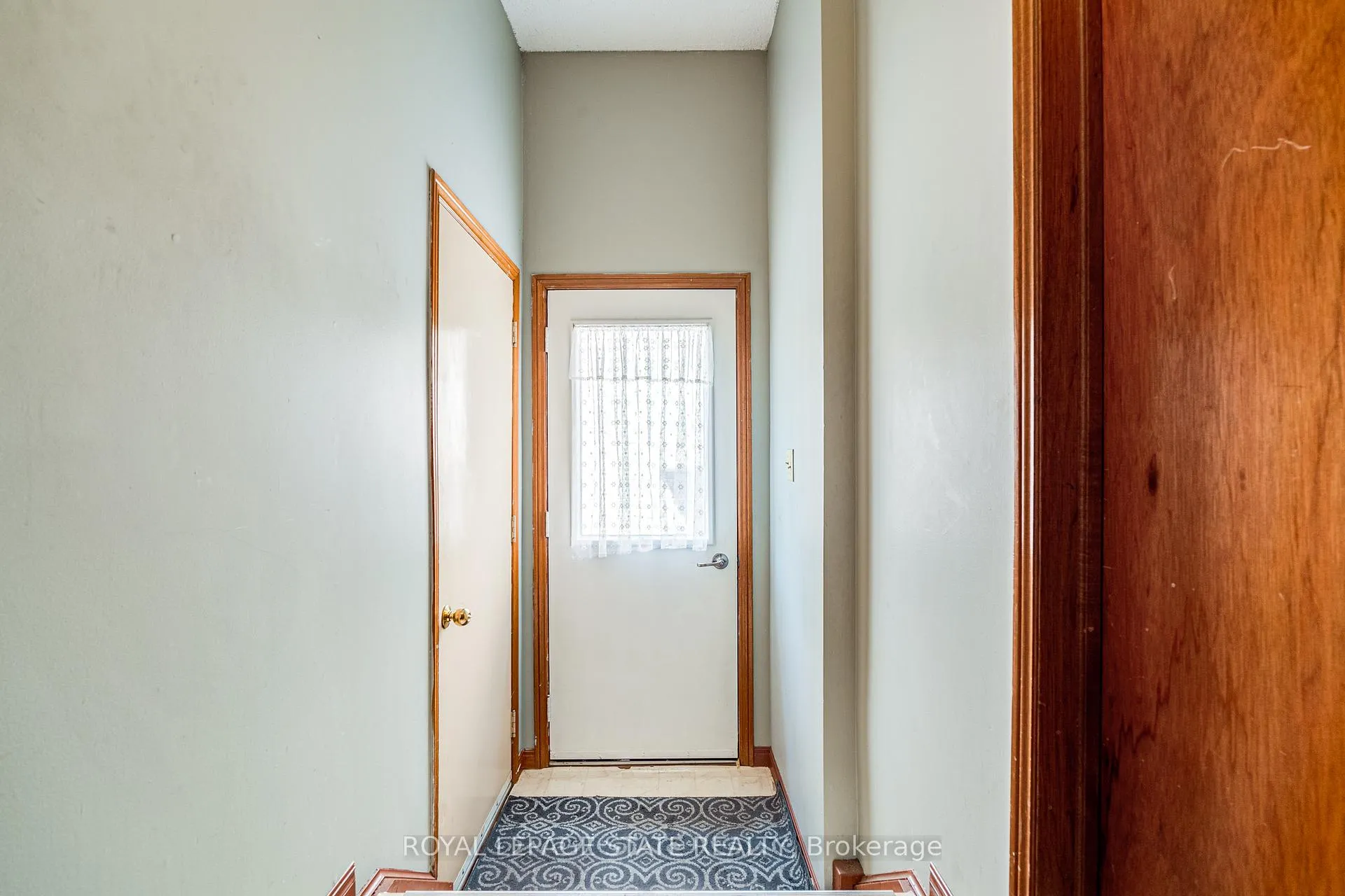 Photo 29 of 50 Shadeland Crescent, Hamilton, Stoney Creek — HOMEH