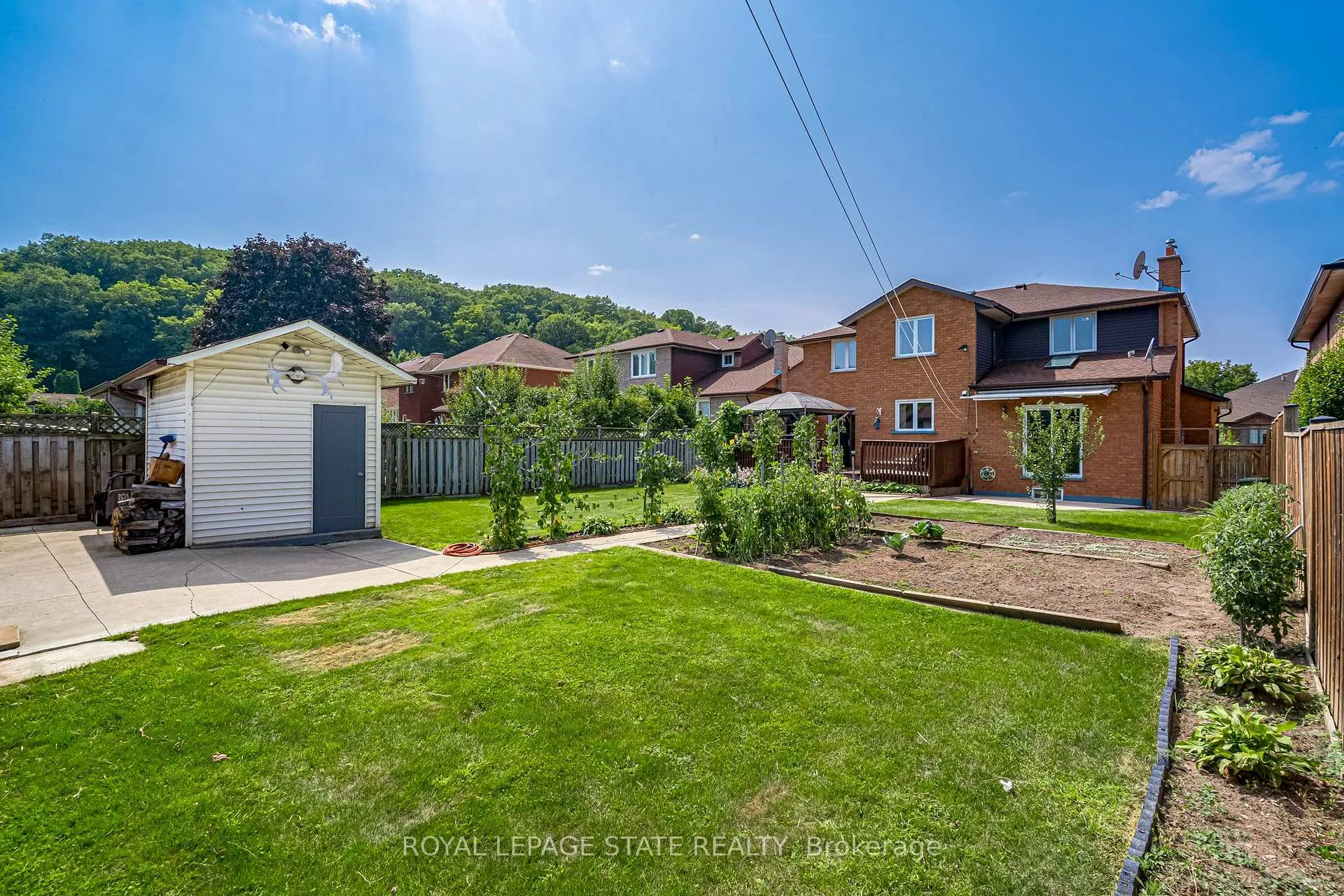 Photo 32 of 50 Shadeland Crescent, Hamilton, Stoney Creek — HOMEH