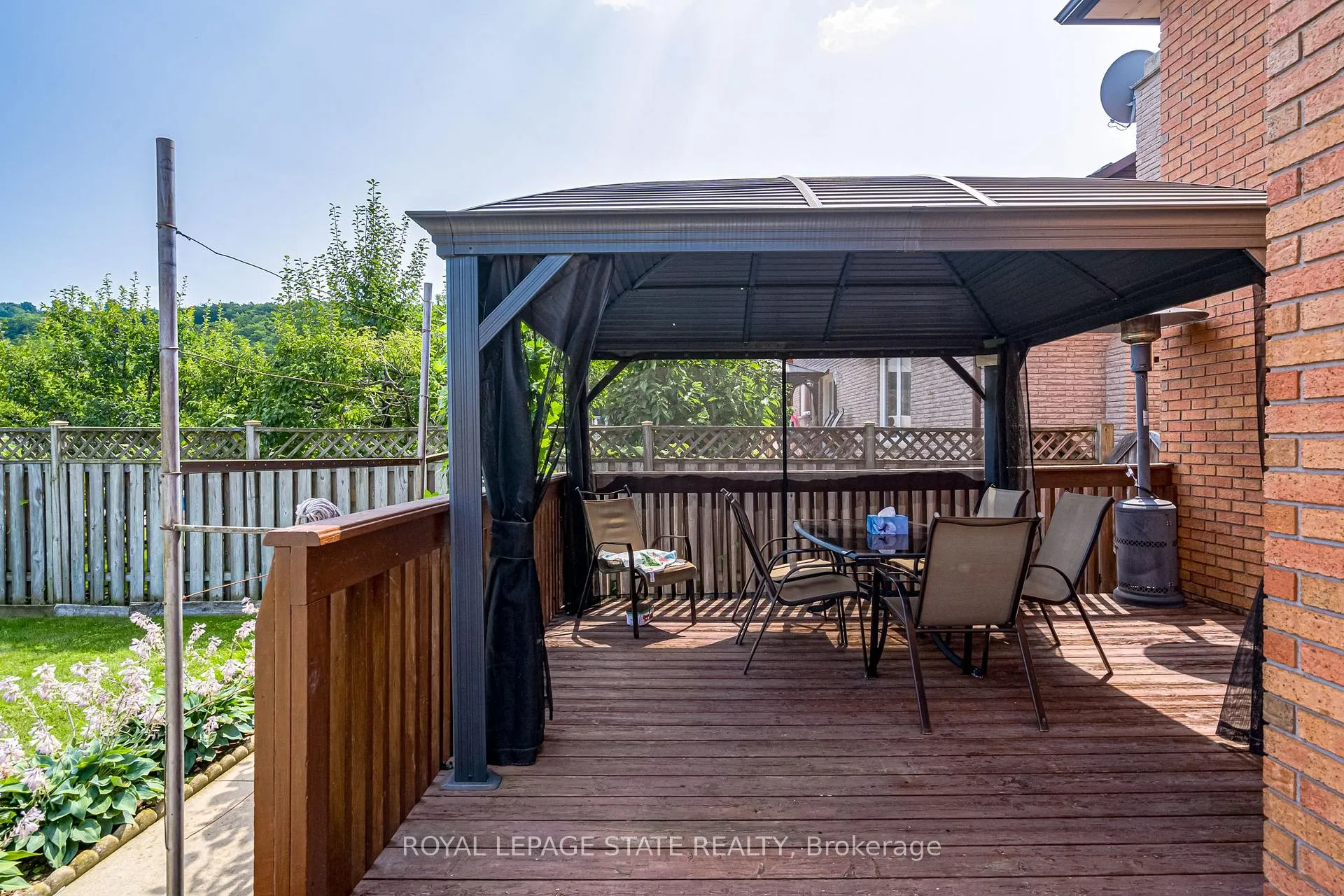Photo 33 of 50 Shadeland Crescent, Hamilton, Stoney Creek — HOMEH