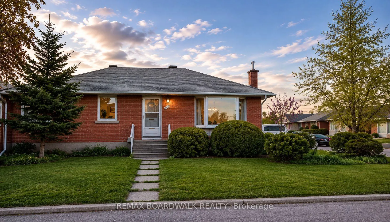 Front of 625 Clarke Avenue