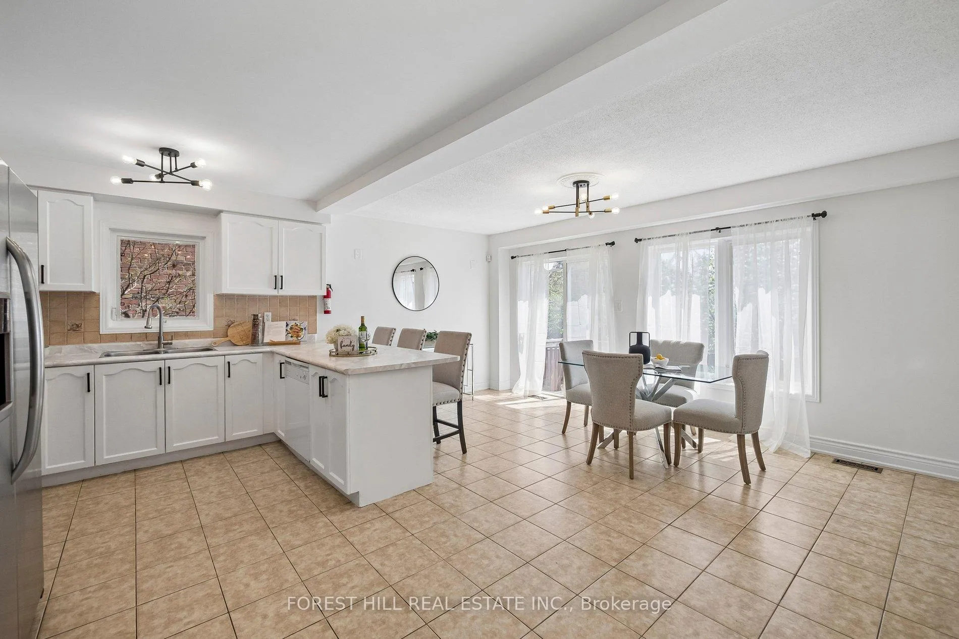Photo 13 of 41 Guinevere Road, Markham, Cedarwood — HOMEH