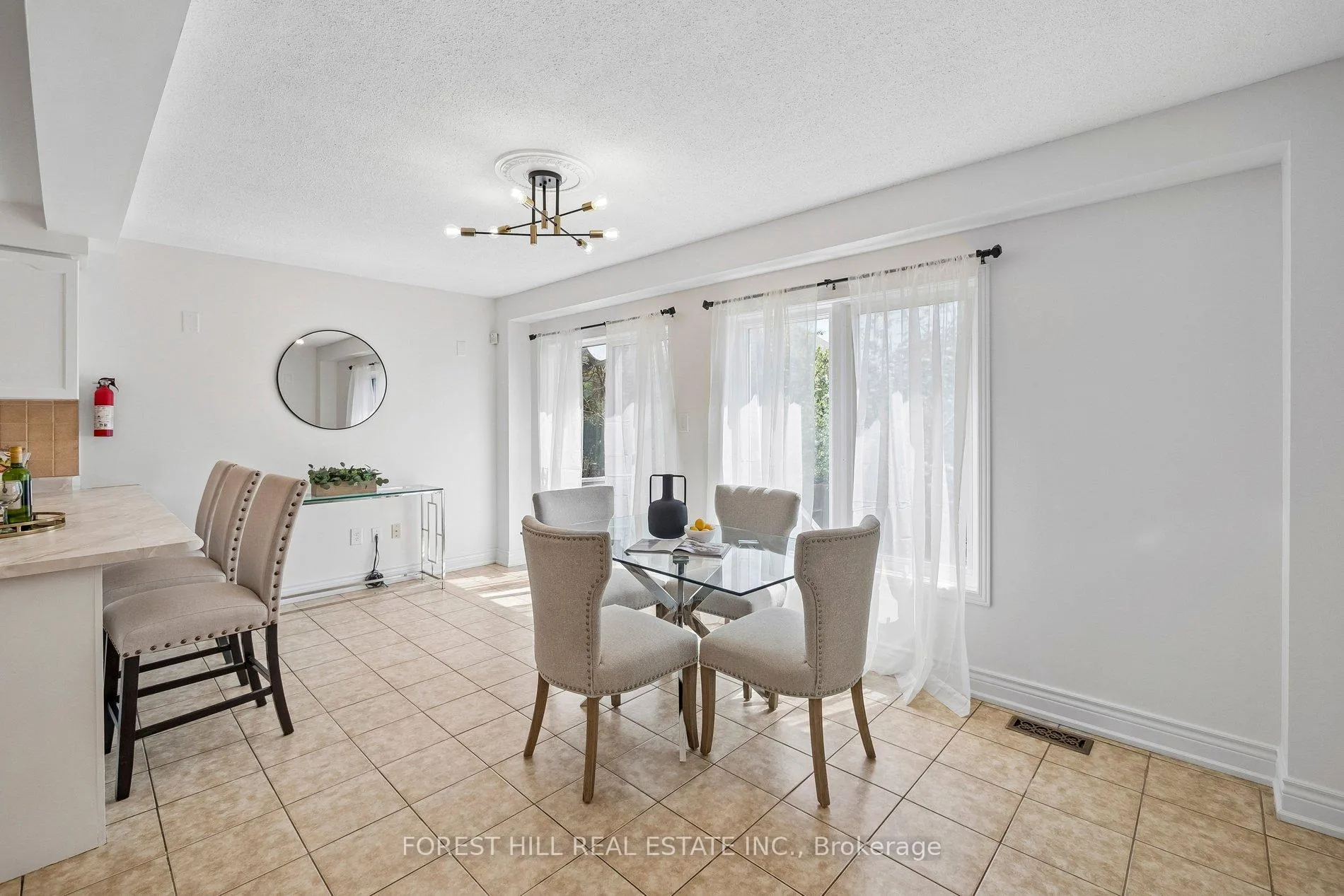 Photo 20 of 41 Guinevere Road, Markham, Cedarwood — HOMEH