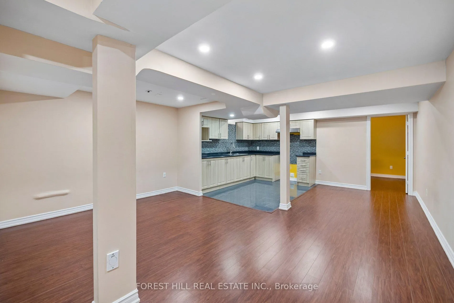 Photo 40 of 41 Guinevere Road, Markham, Cedarwood — HOMEH