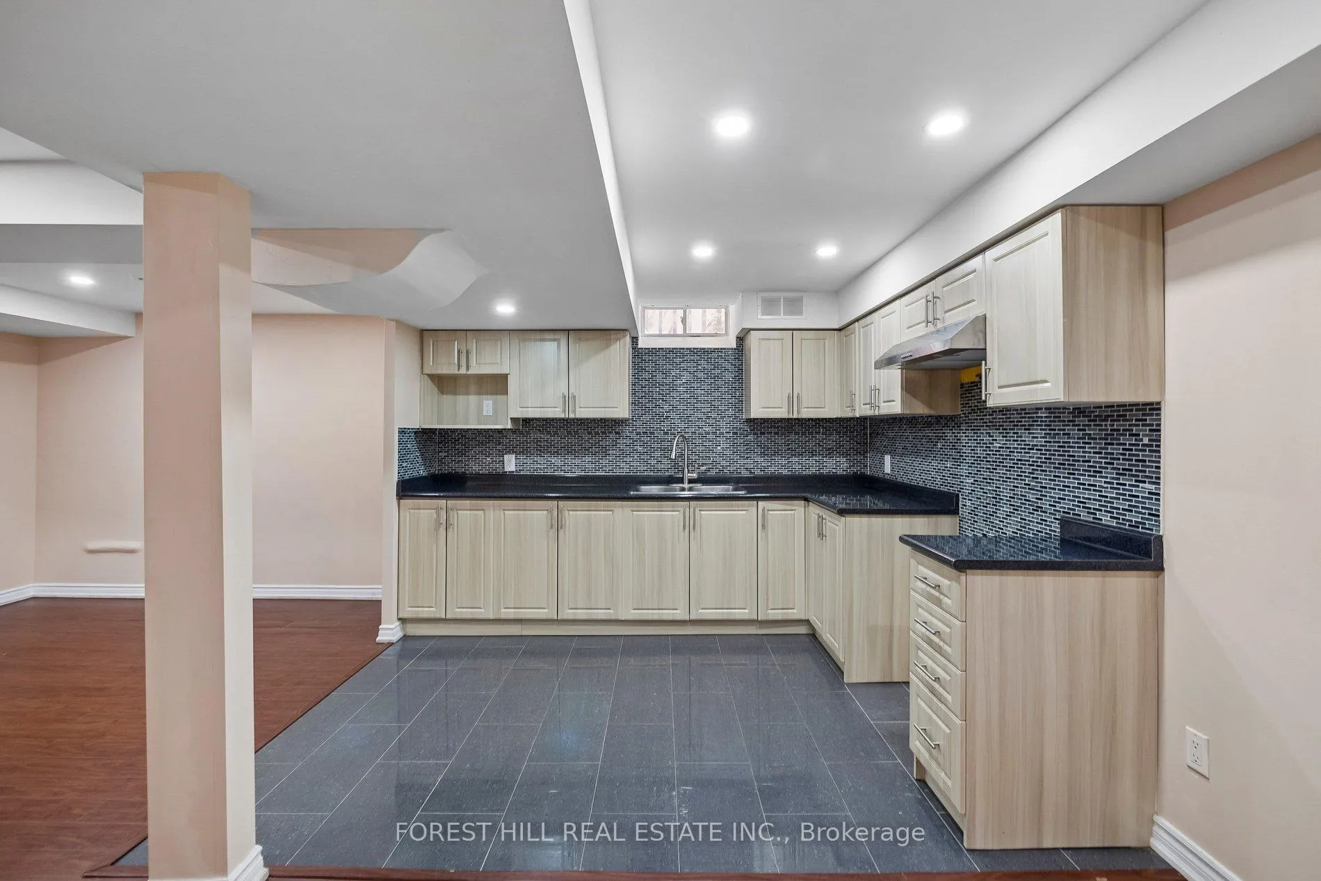 Photo 42 of 41 Guinevere Road, Markham, Cedarwood — HOMEH
