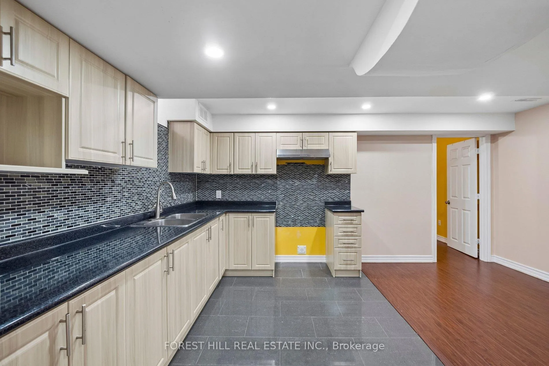 Photo 43 of 41 Guinevere Road, Markham, Cedarwood — HOMEH