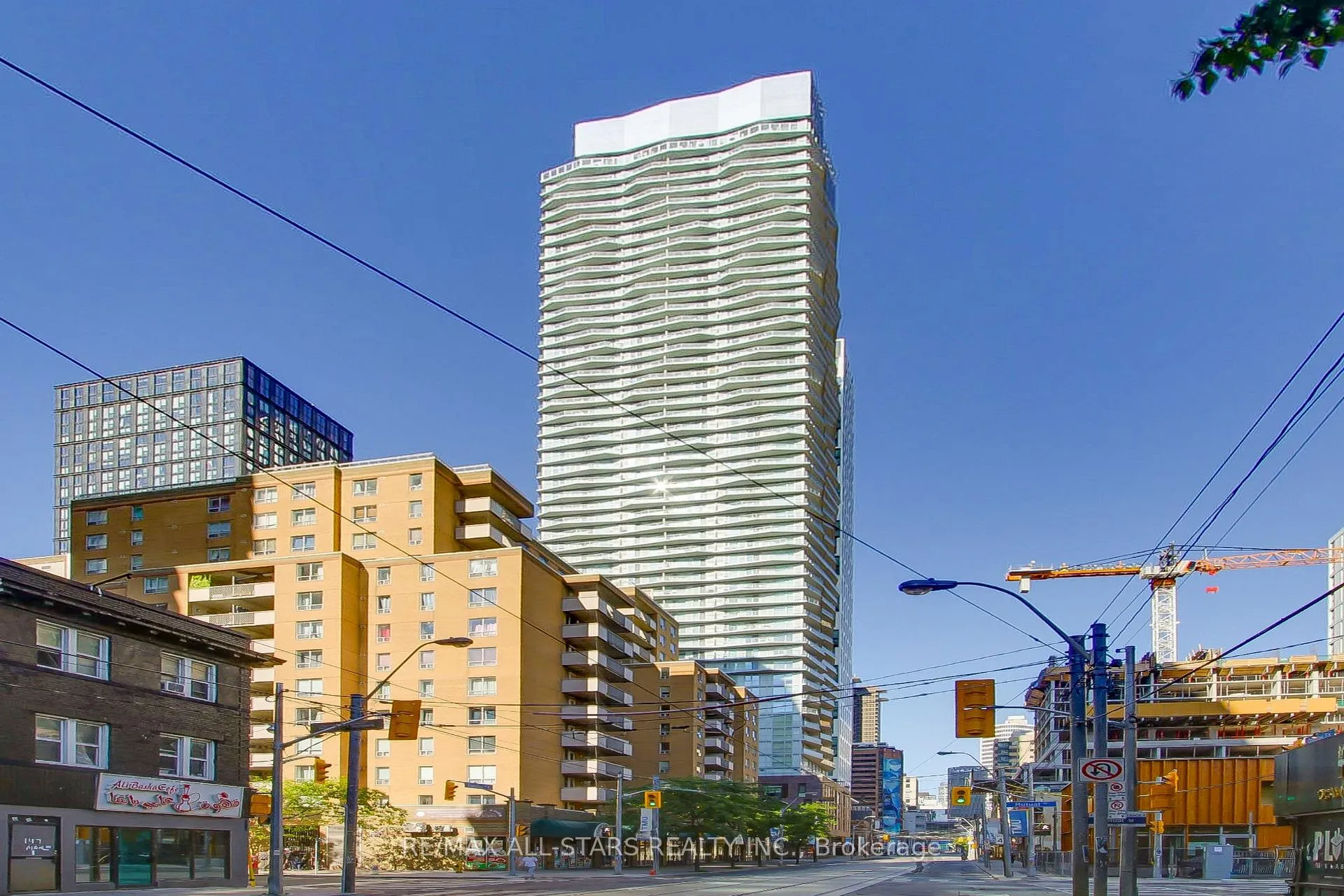 Front of Unit 2809, 100 Dalhousie Street