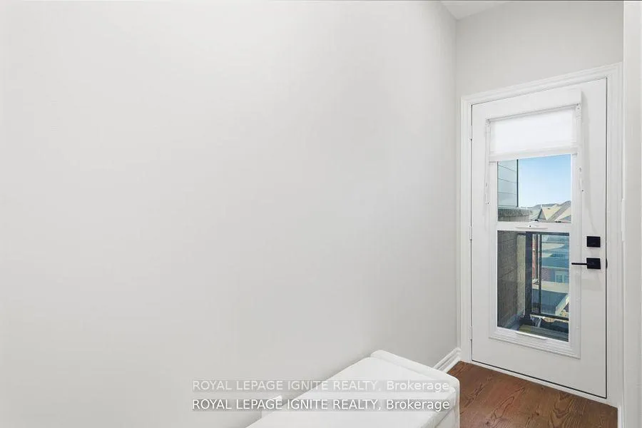 Photo 22 of 255 Moody Drive, Vaughan, Kleinburg — HOMEH