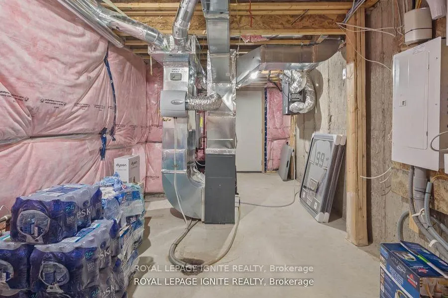 Photo 29 of 255 Moody Drive, Vaughan, Kleinburg — HOMEH
