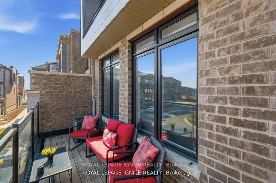 Photo 31 of 255 Moody Drive, Vaughan, Kleinburg — HOMEH