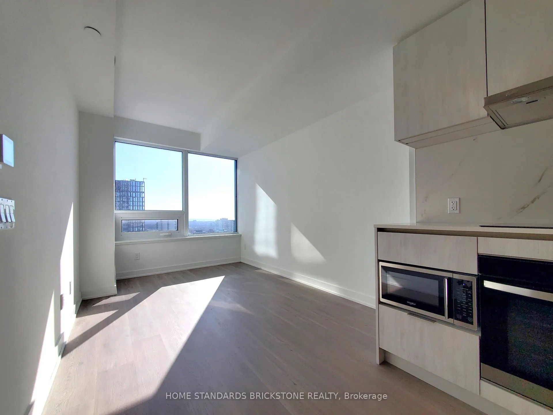 Photo 3 of Unit 3510, 8 Welleseley Street W, Toronto, Bay Street Corridor — HOMEH