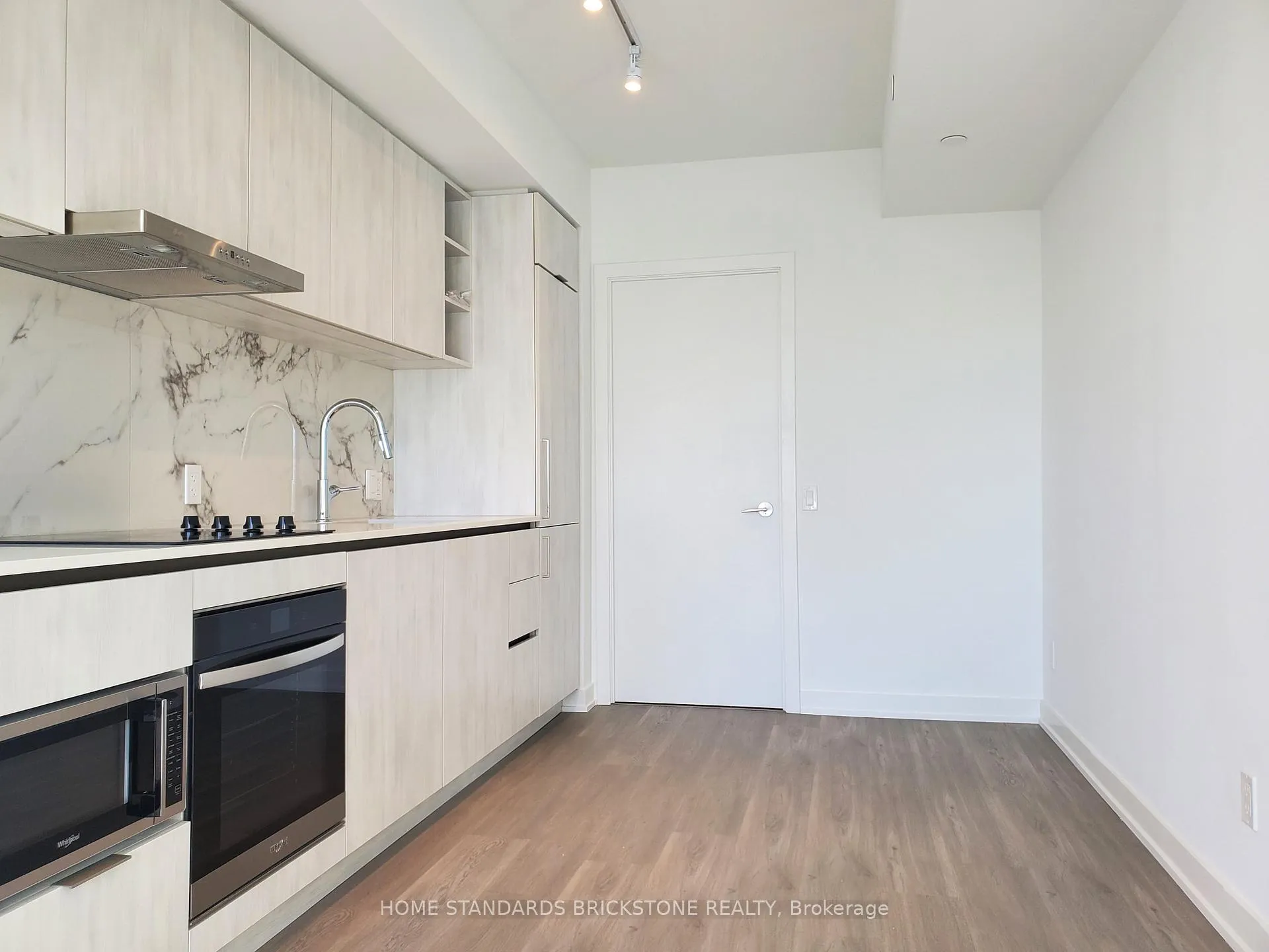 Photo 6 of Unit 3510, 8 Welleseley Street W, Toronto, Bay Street Corridor — HOMEH