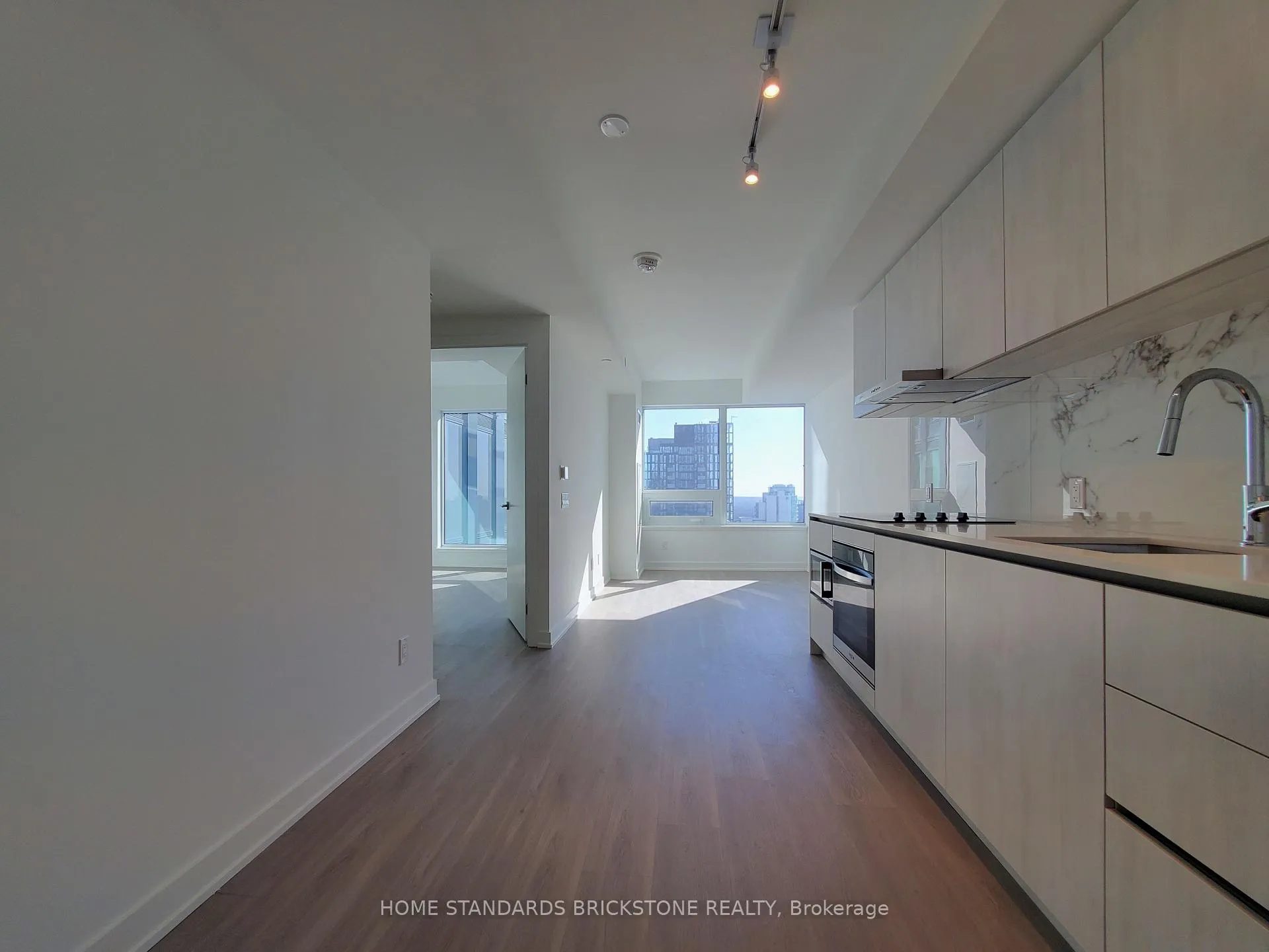 Photo 8 of Unit 3510, 8 Welleseley Street W, Toronto, Bay Street Corridor — HOMEH