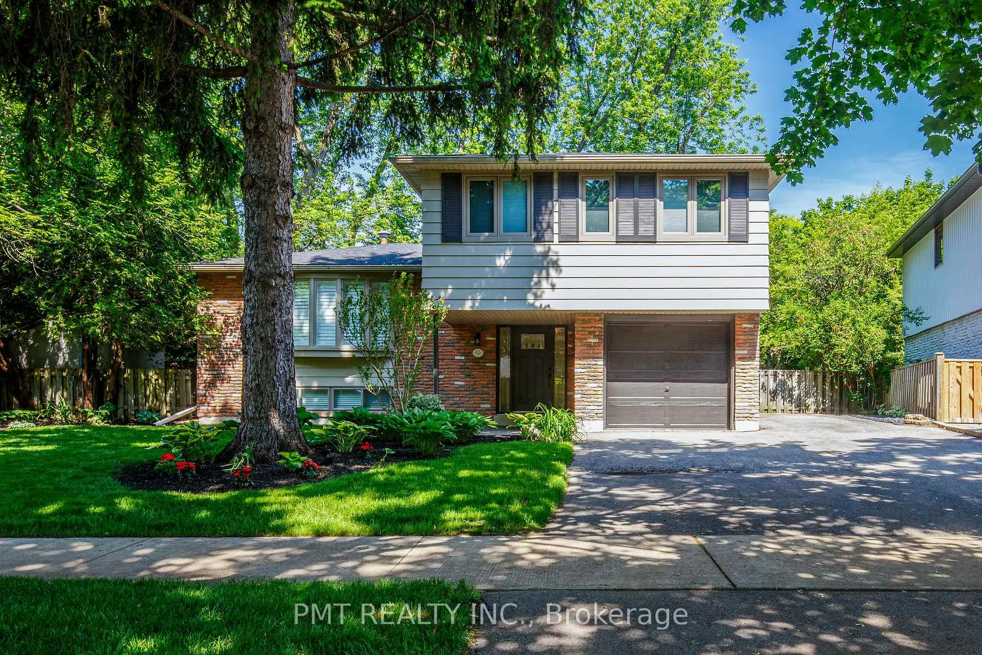 Photo 1 of 491 Maple Avenue, Oakville, Old Oakville — HOMEH