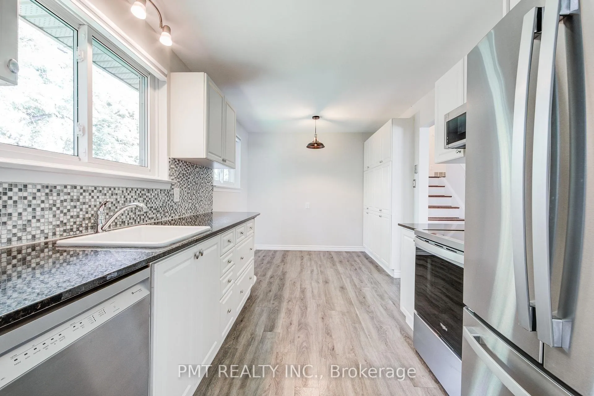 Photo 12 of 491 Maple Avenue, Oakville, Old Oakville — HOMEH
