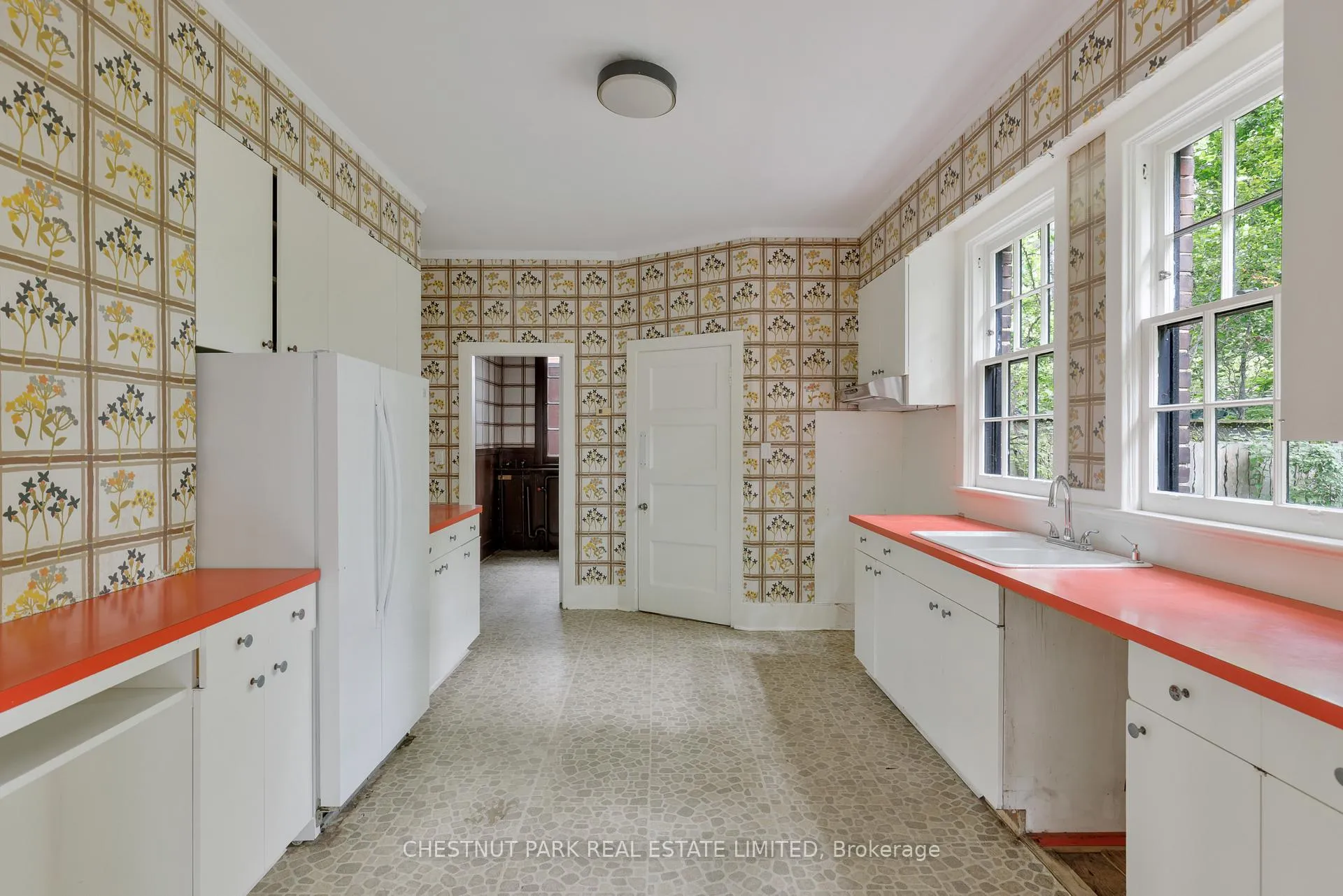 Photo 11 of 24 Castle Frank Crescent, Toronto, Cabbagetown-South St. James Town — HOMEH