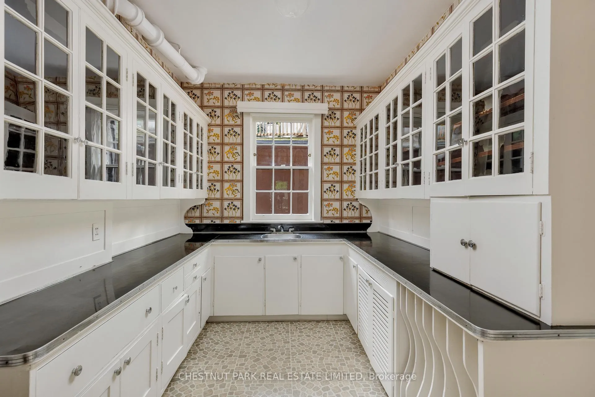 Photo 13 of 24 Castle Frank Crescent, Toronto, Cabbagetown-South St. James Town — HOMEH