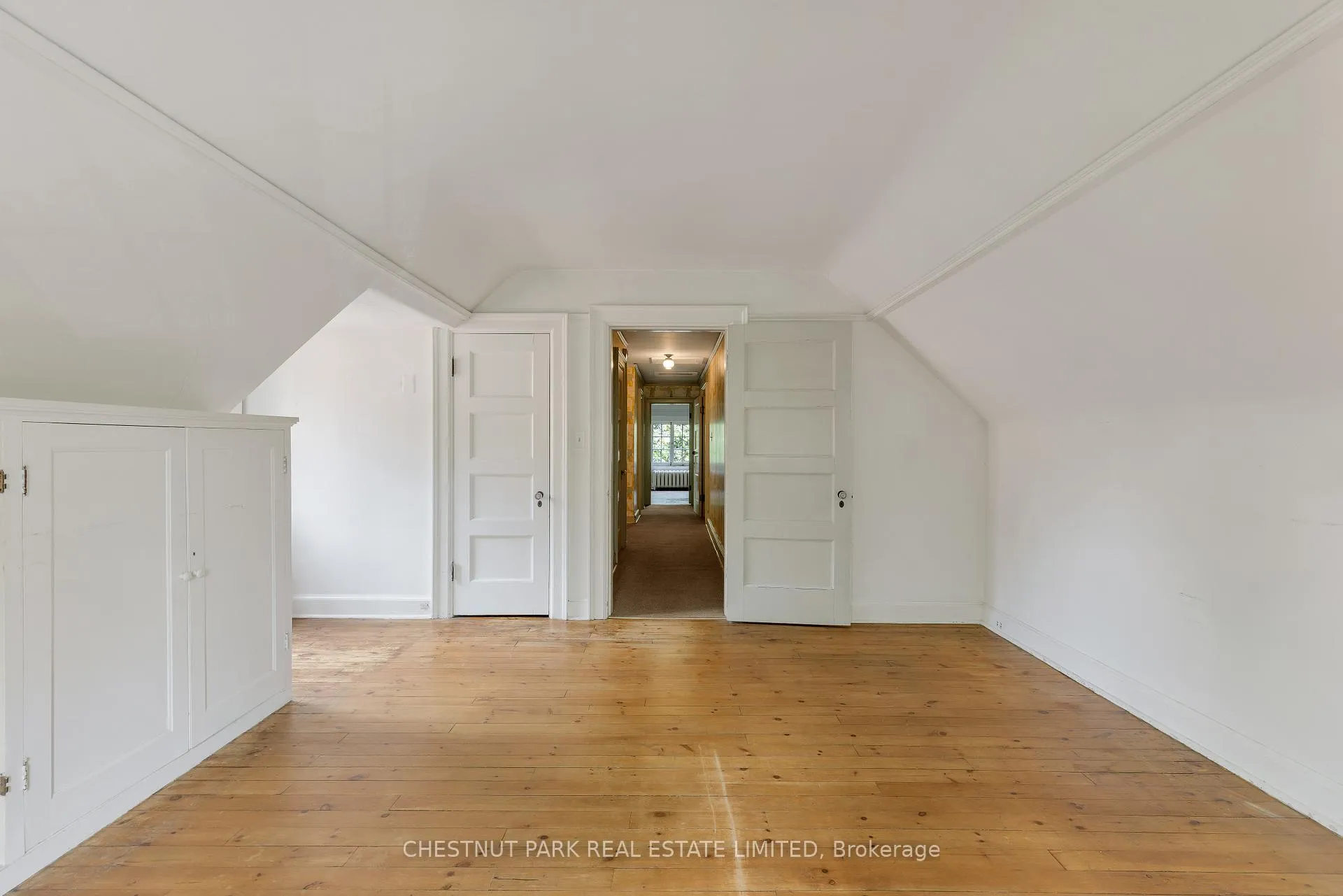 Photo 32 of 24 Castle Frank Crescent, Toronto, Cabbagetown-South St. James Town — HOMEH