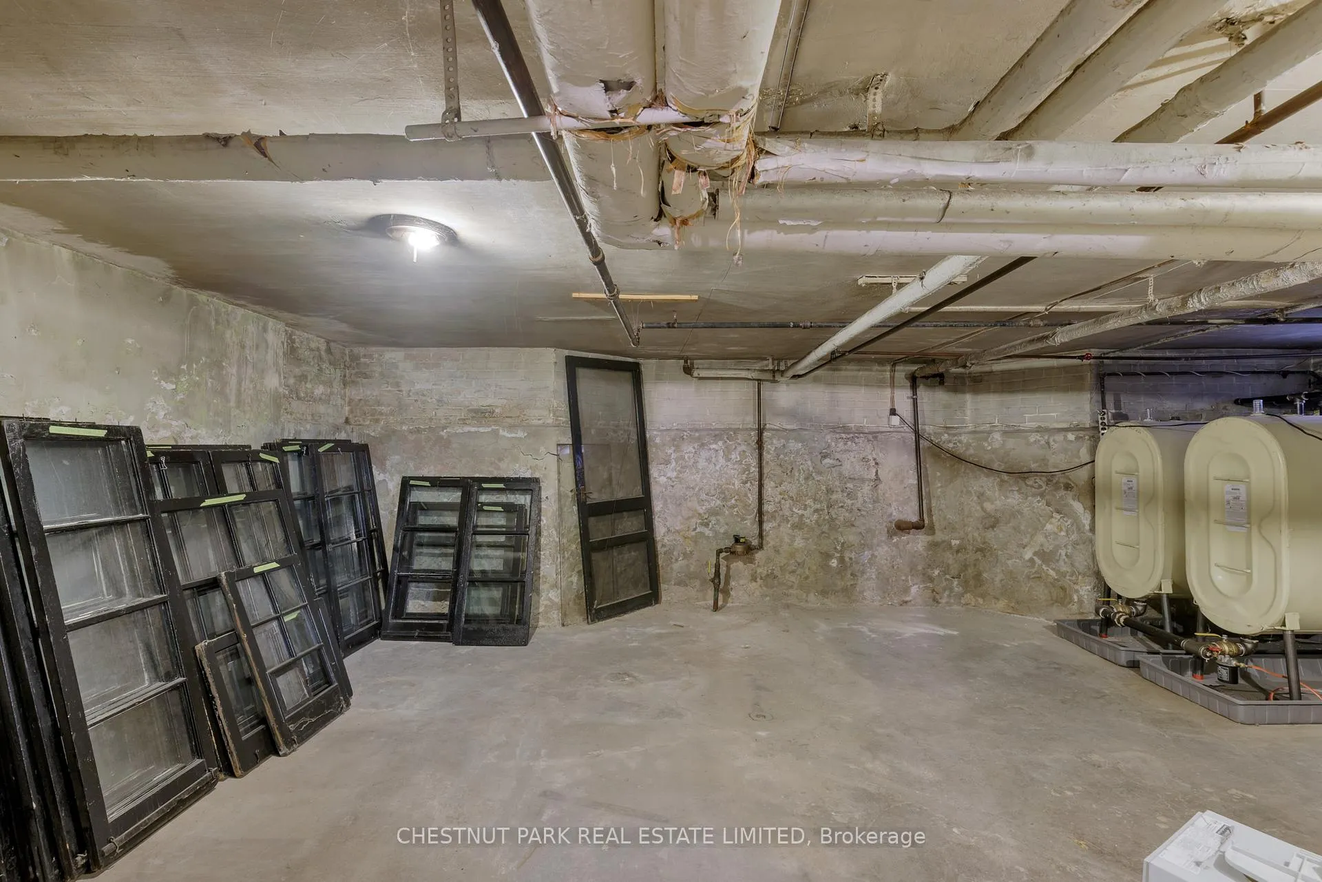 Photo 37 of 24 Castle Frank Crescent, Toronto, Cabbagetown-South St. James Town — HOMEH