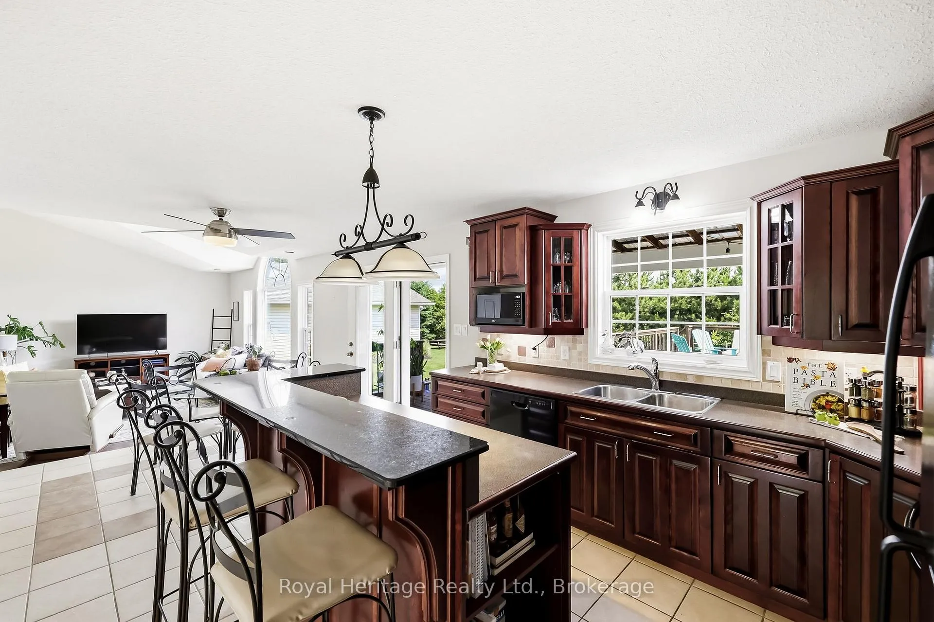Photo 7 of 67 Teal Road, Quinte West, Murray Ward — HOMEH