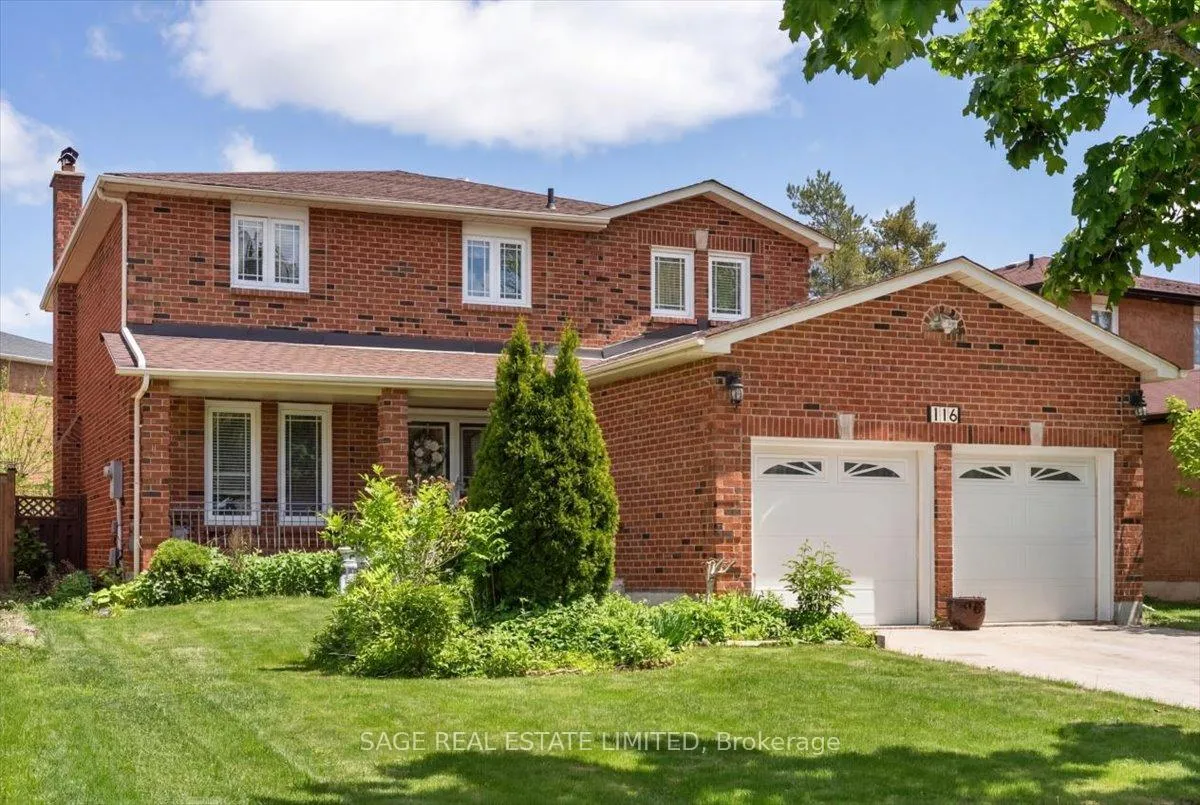 Photo 2 of 116 Butterfield Crescent, Vaughan, Maple — HOMEH