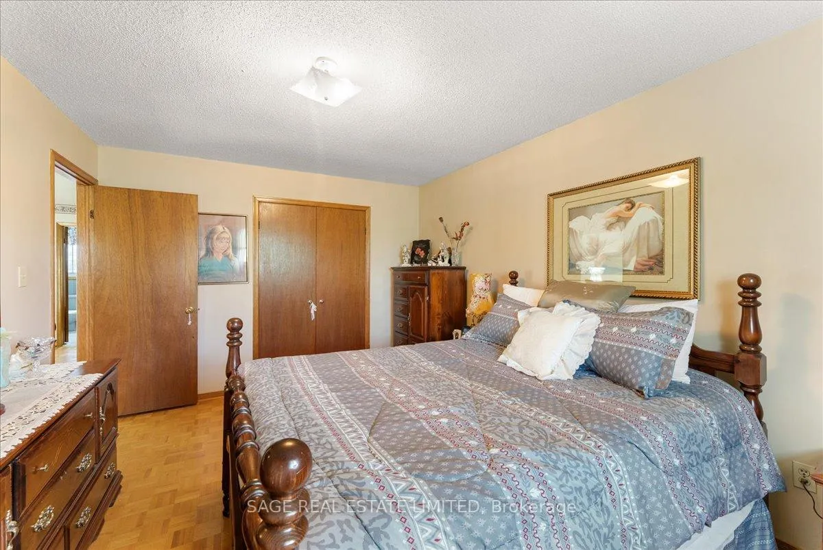 Photo 27 of 116 Butterfield Crescent, Vaughan, Maple — HOMEH