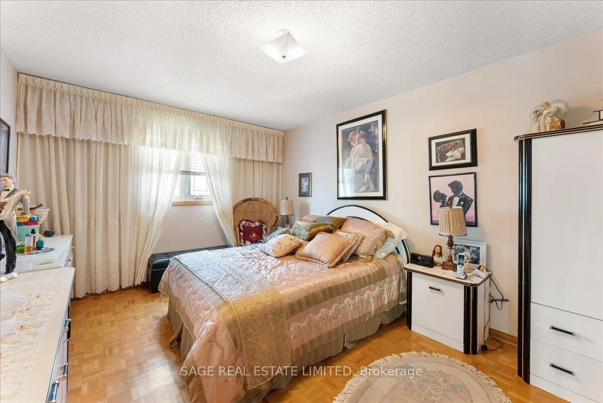 Photo 28 of 116 Butterfield Crescent, Vaughan, Maple — HOMEH