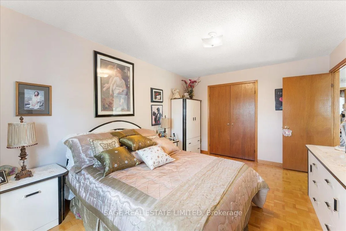 Photo 29 of 116 Butterfield Crescent, Vaughan, Maple — HOMEH