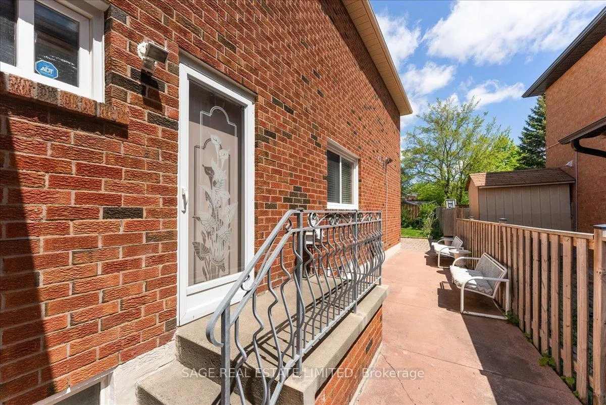 Photo 40 of 116 Butterfield Crescent, Vaughan, Maple — HOMEH