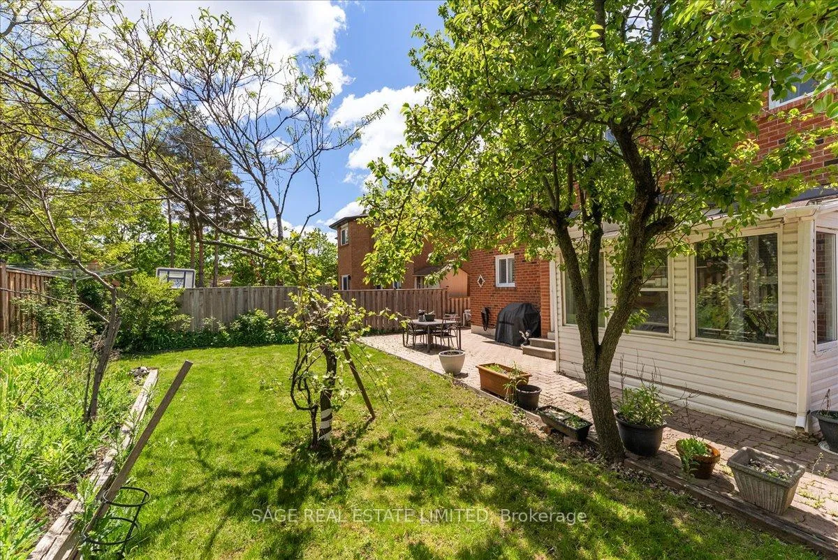 Photo 46 of 116 Butterfield Crescent, Vaughan, Maple — HOMEH