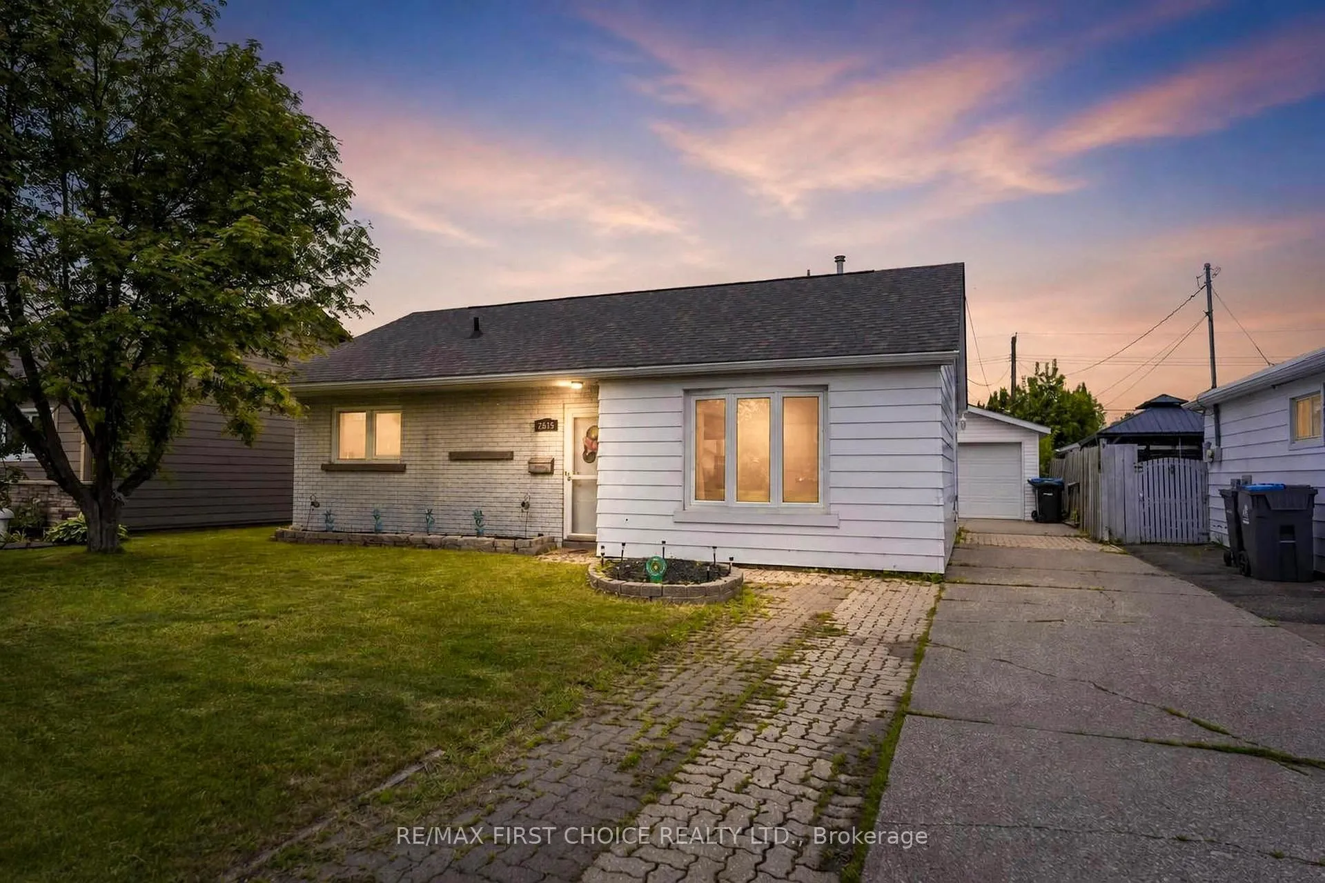 Photo 1 of 2645 Isabella Street E, Thunder Bay, Green Acres — HOMEH