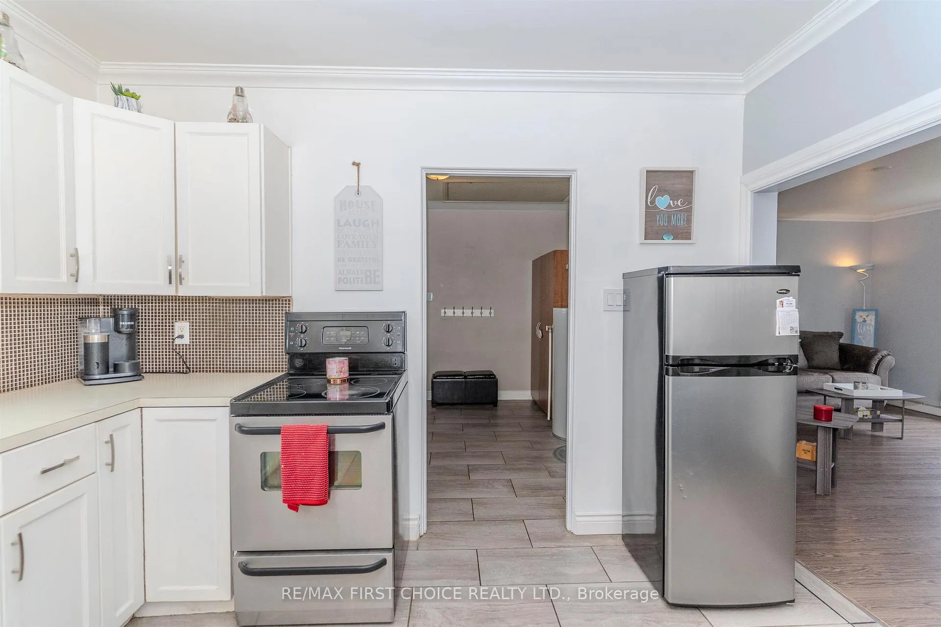 Photo 7 of 2645 Isabella Street E, Thunder Bay, Green Acres — HOMEH