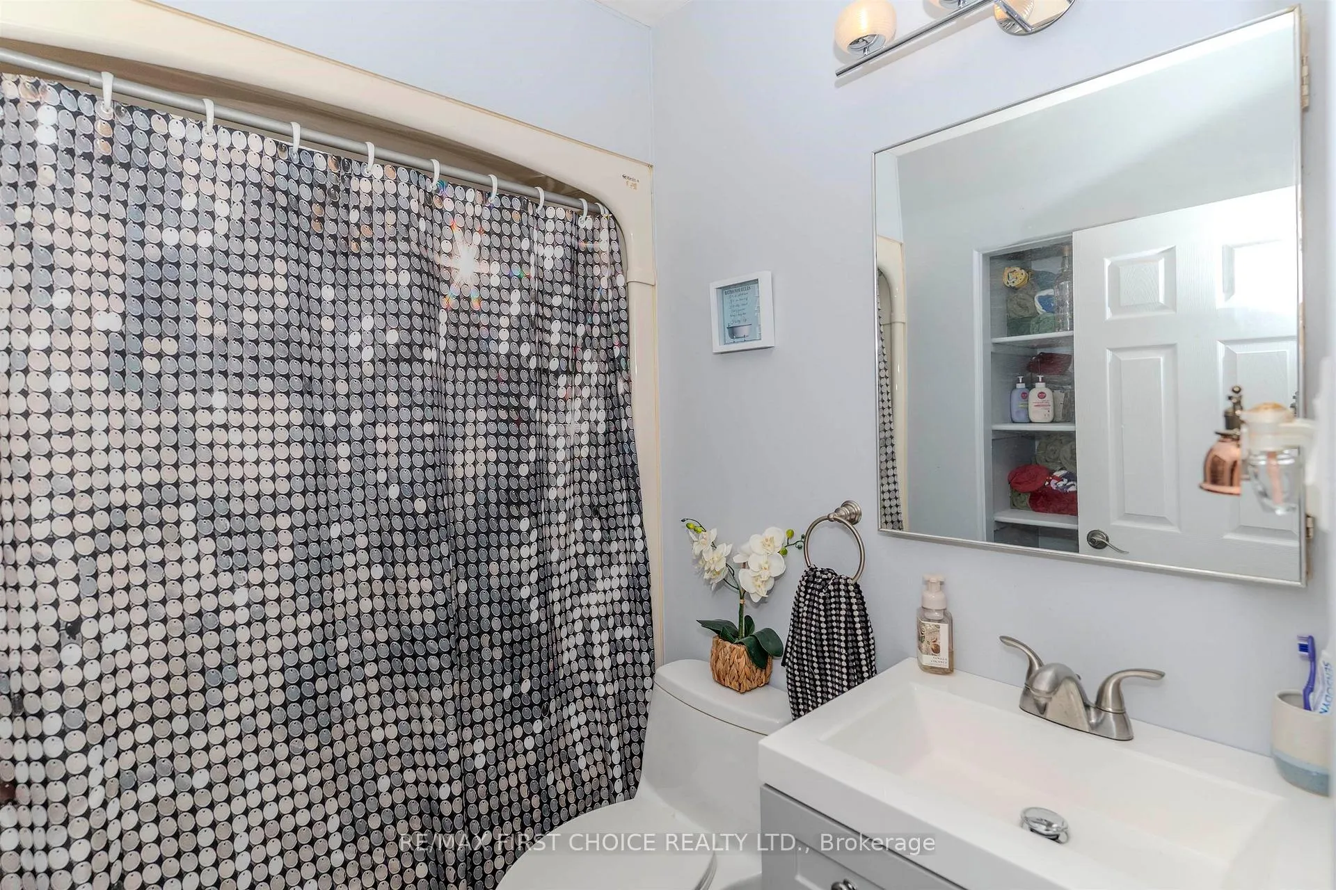 Photo 16 of 2645 Isabella Street E, Thunder Bay, Green Acres — HOMEH