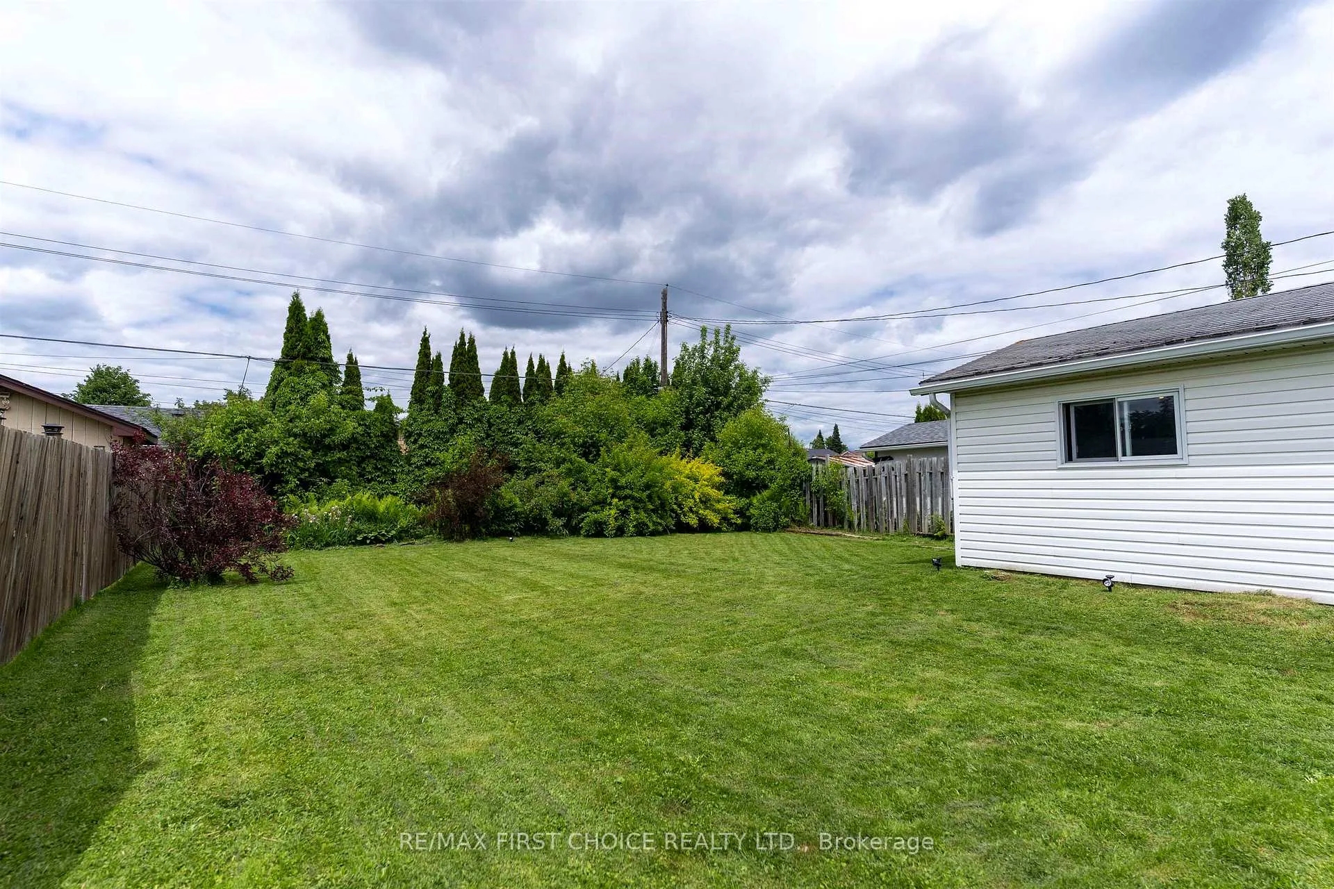 Photo 26 of 2645 Isabella Street E, Thunder Bay, Green Acres — HOMEH