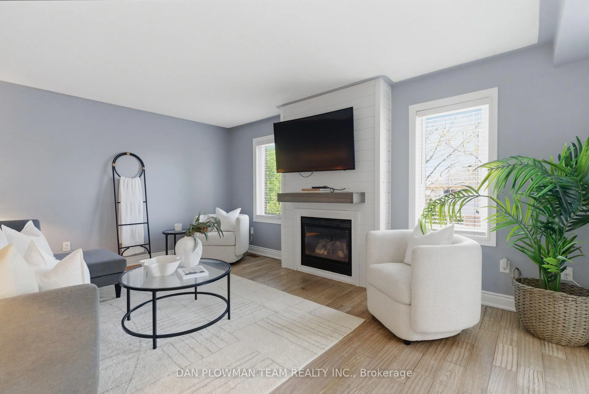 Photo 16 of 27 Hockley Avenue, Clarington, Bowmanville — HOMEH