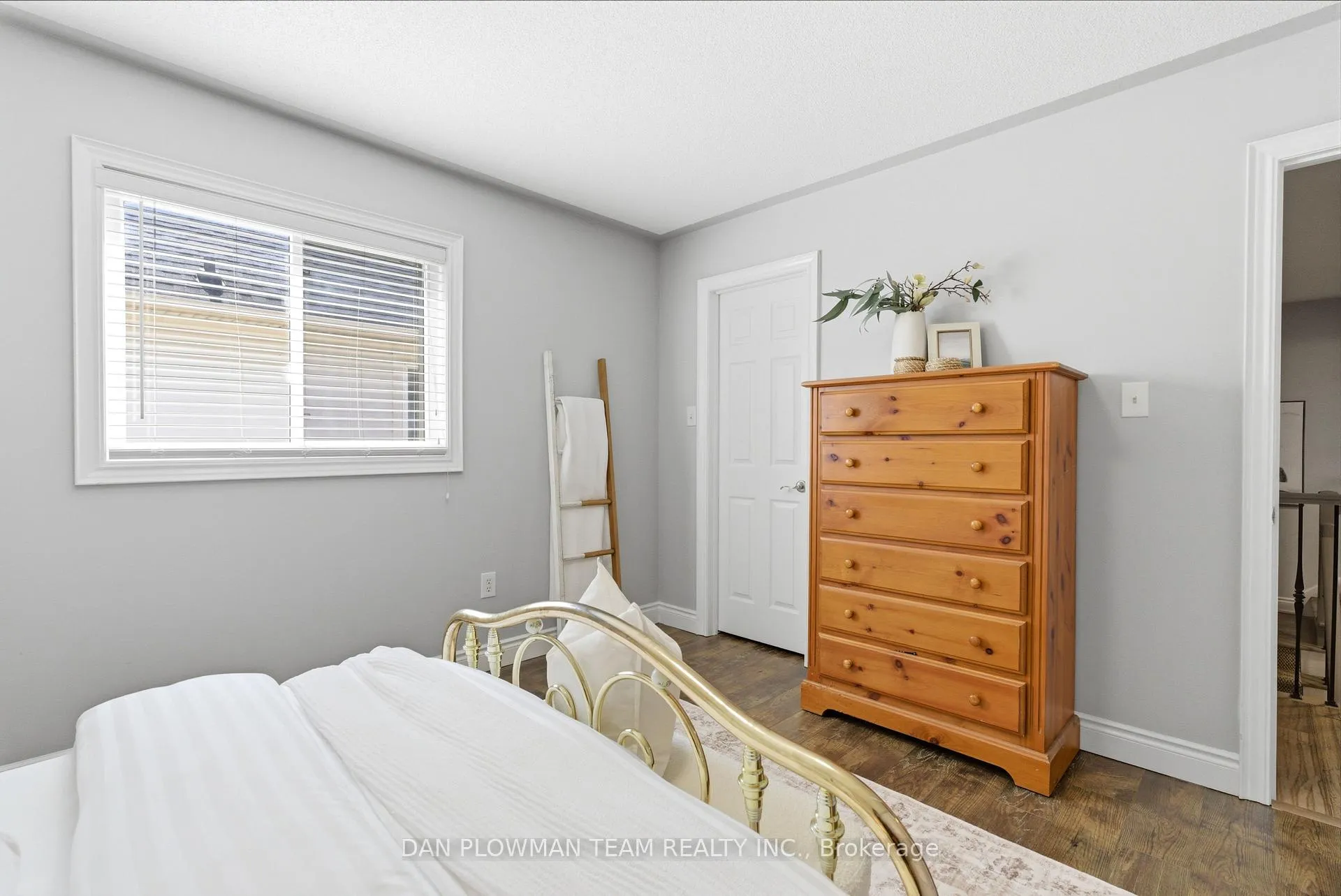 Photo 26 of 27 Hockley Avenue, Clarington, Bowmanville — HOMEH