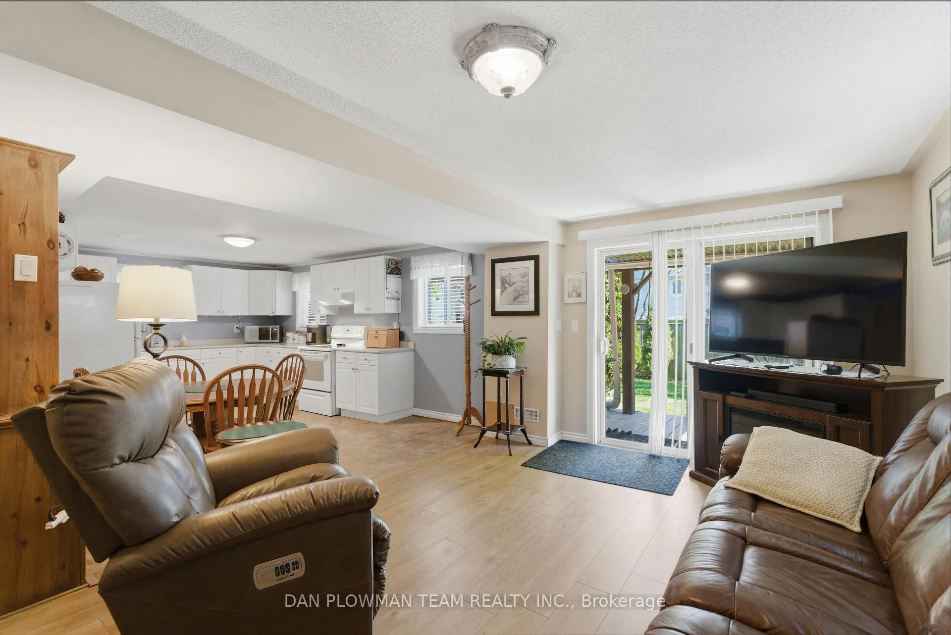 Photo 34 of 27 Hockley Avenue, Clarington, Bowmanville — HOMEH